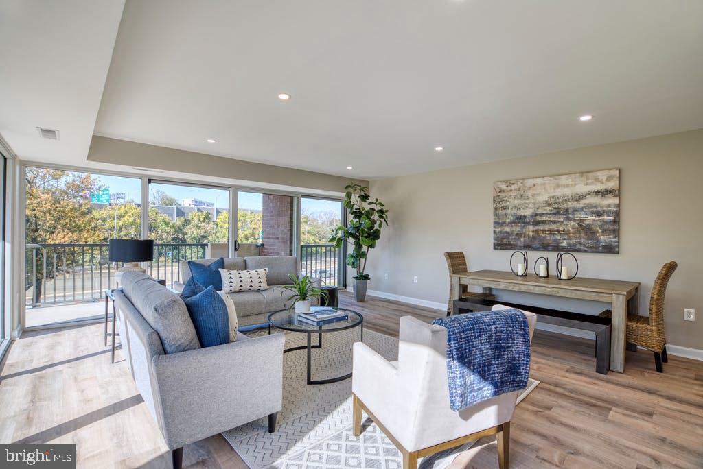 HORIZON HOUSE - Residential Lease