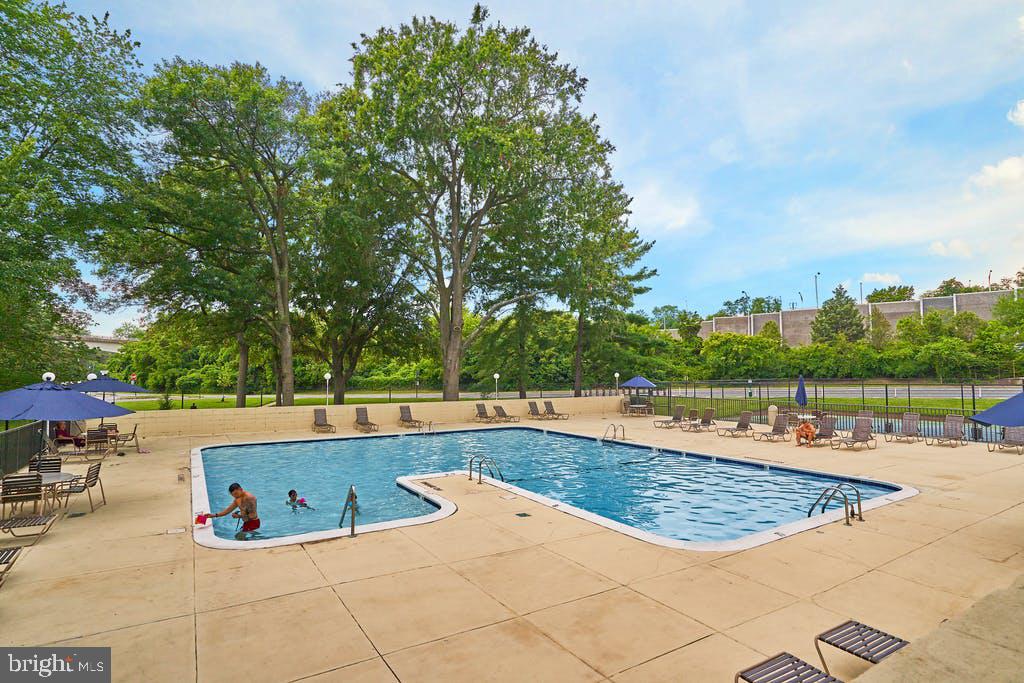 HORIZON HOUSE - Residential Lease