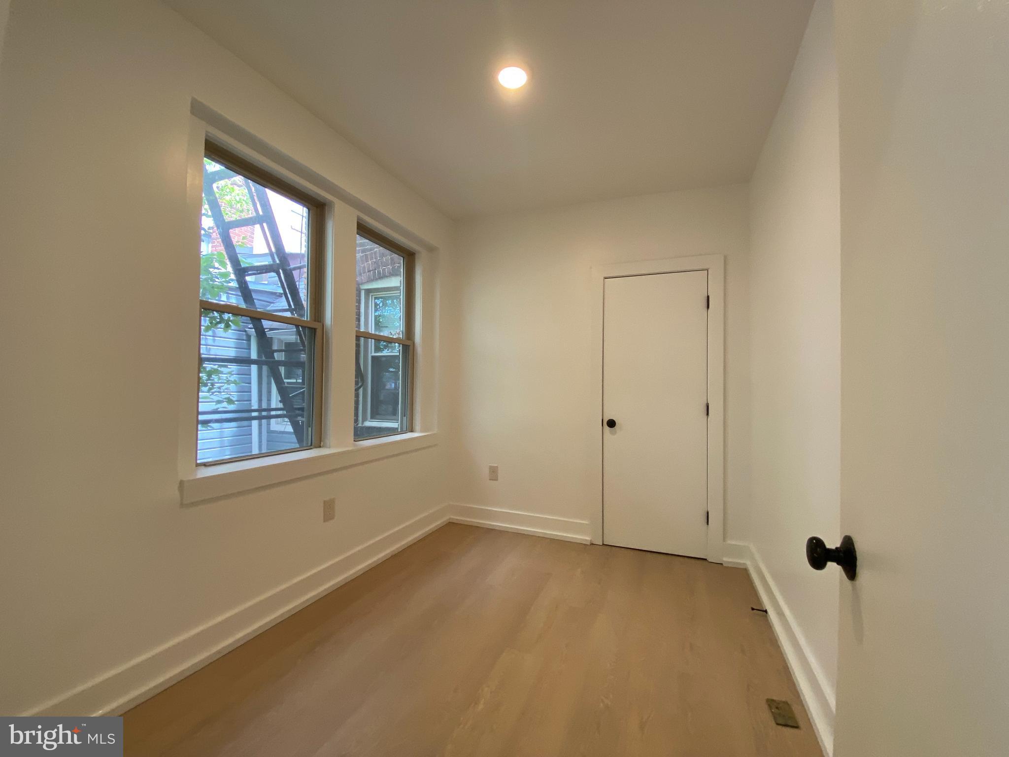 MOUNT PLEASANT - Residential Lease