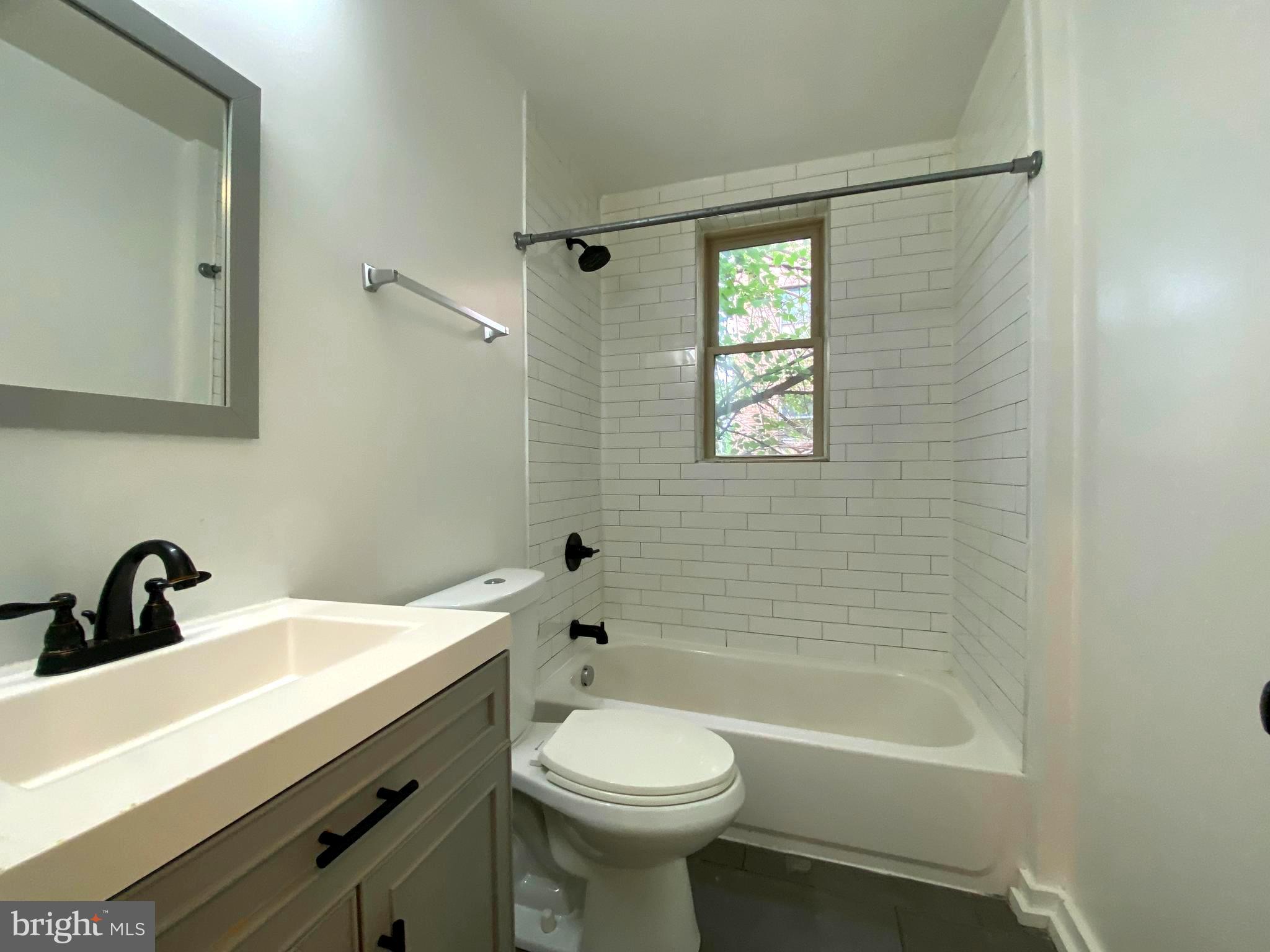 MOUNT PLEASANT - Residential Lease