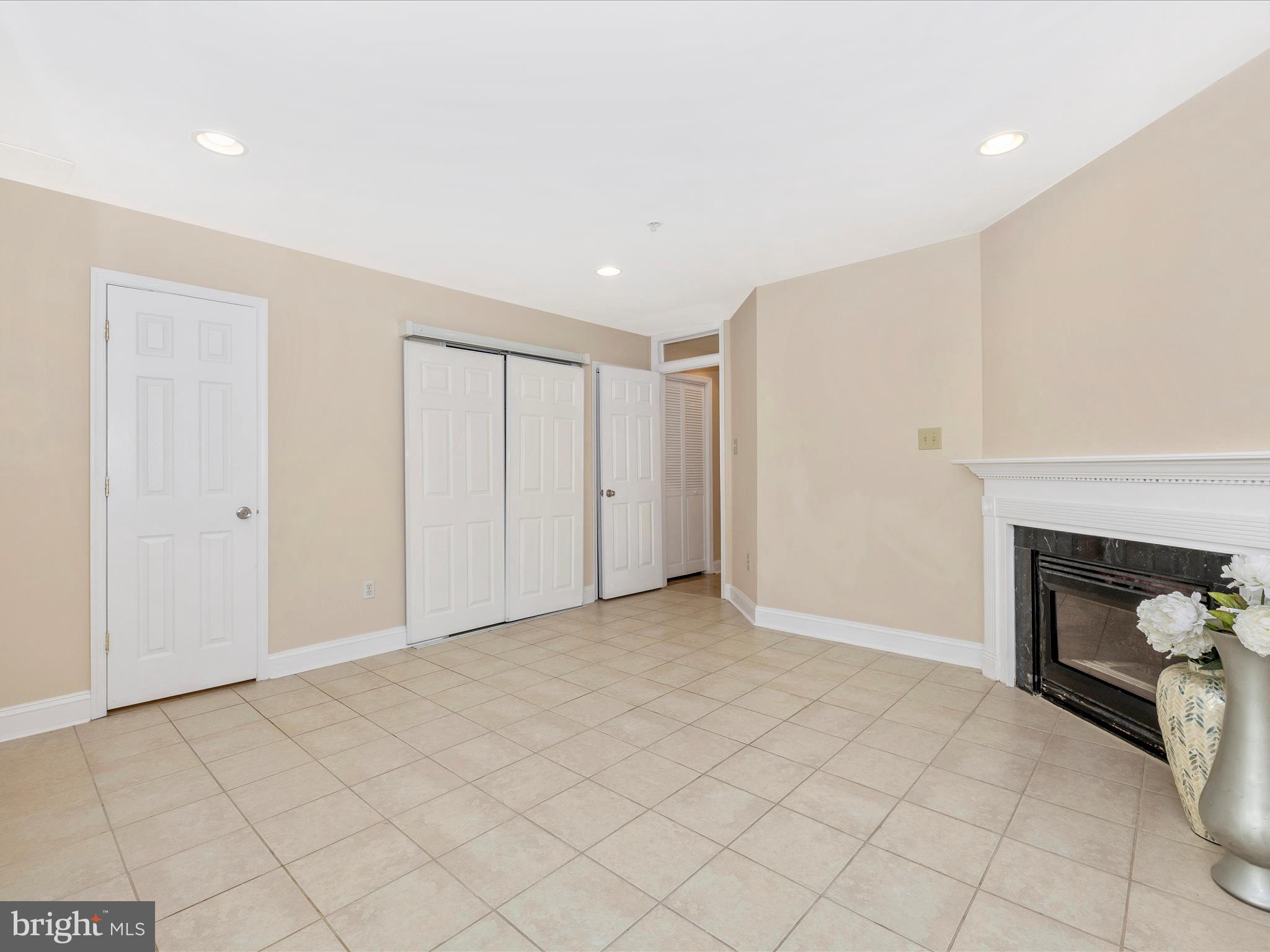 FOUNTAIN HILLS - Residential