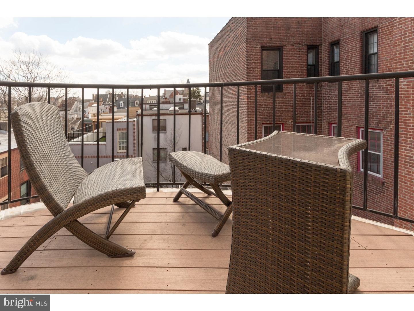 SOCIETY HILL - Residential