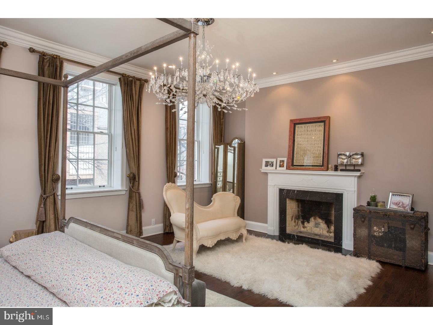 SOCIETY HILL - Residential