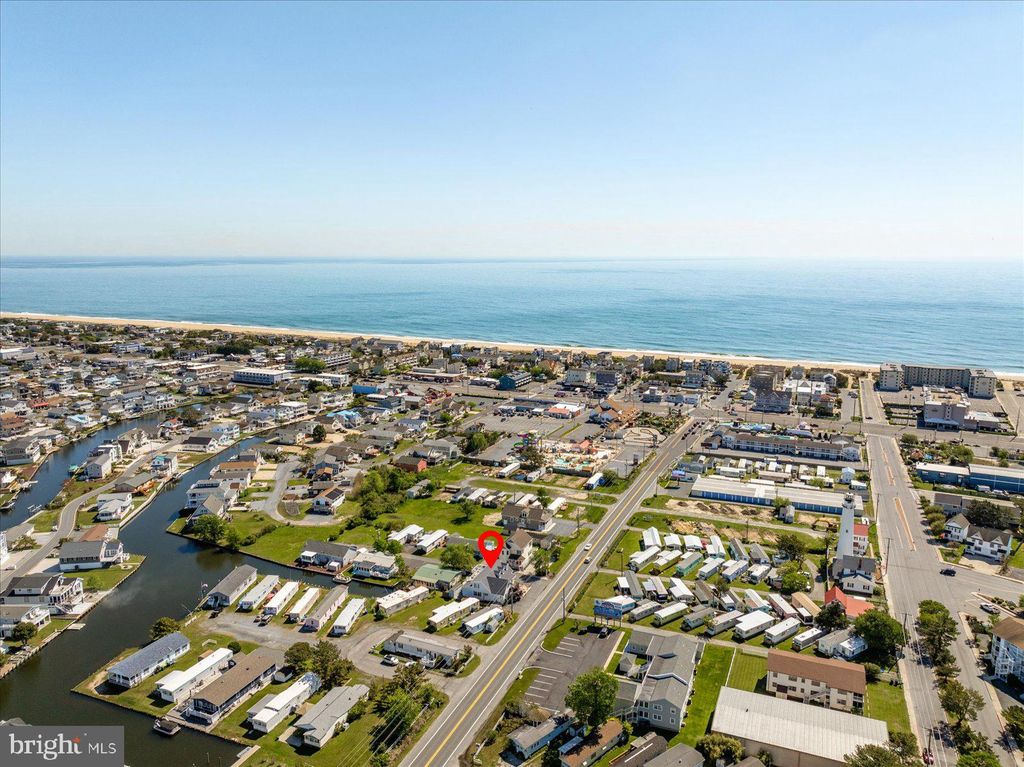 Photo of 38967 Willow Lane, FENWICK ISLAND, DE 19944 (MLS # DESU2085740)