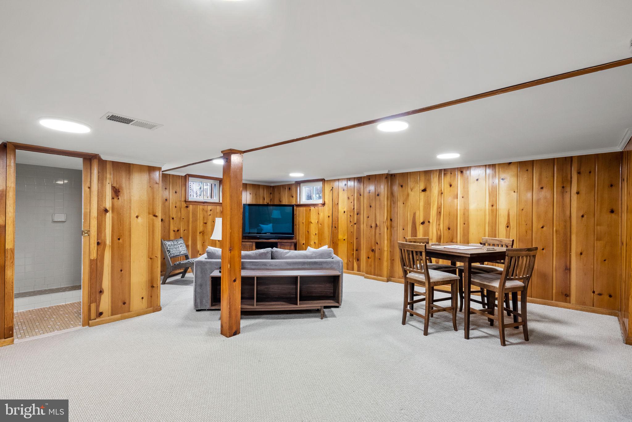 CARROLL KNOLLS - Residential