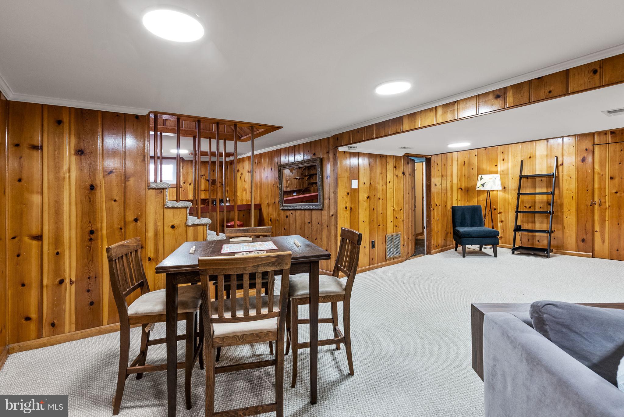 CARROLL KNOLLS - Residential