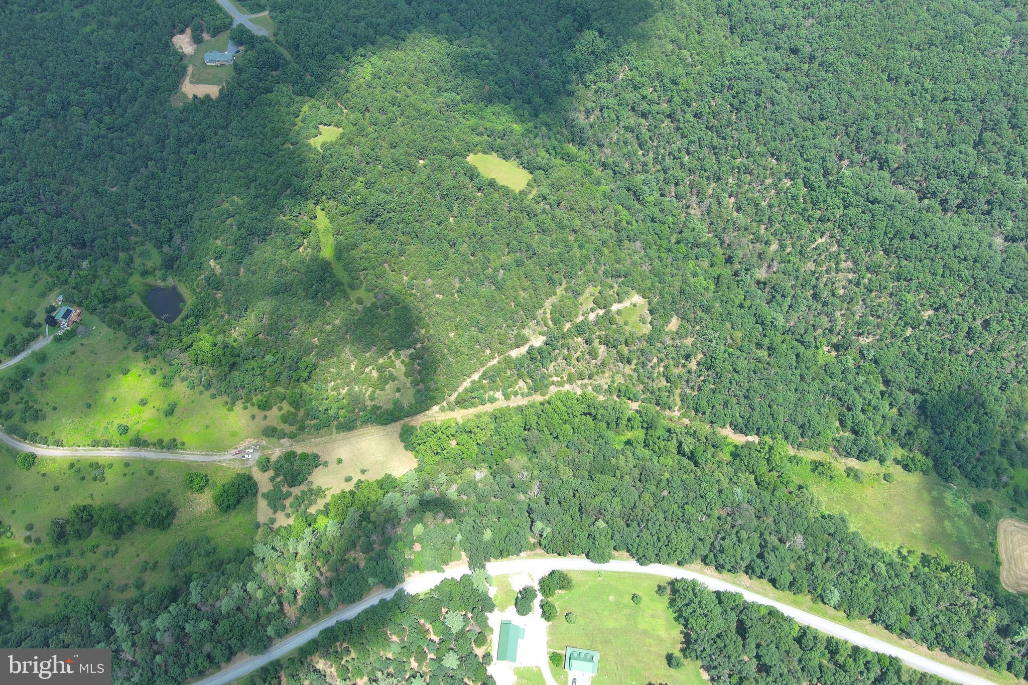 QUIVEY'S GROVE - Land