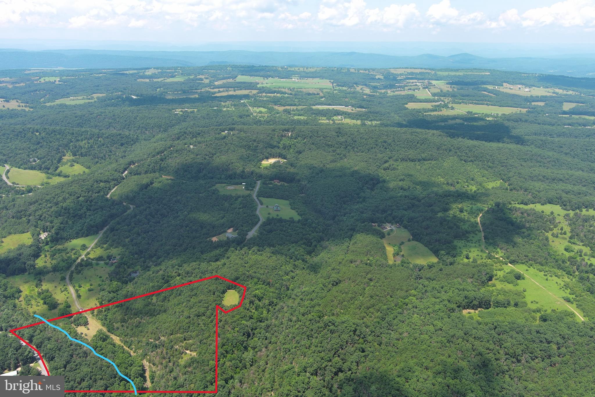 QUIVEY'S GROVE - Land