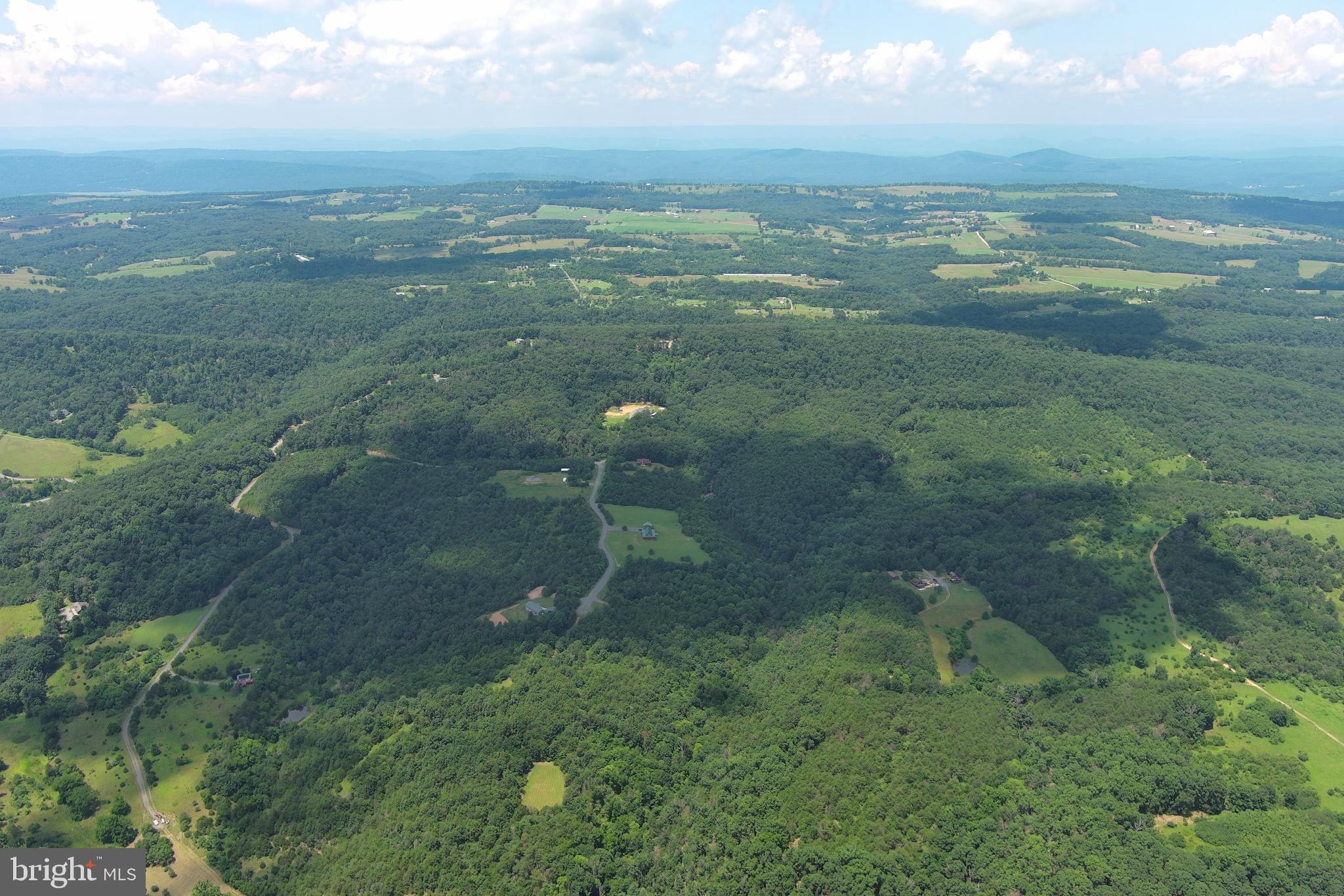 QUIVEY'S GROVE - Land