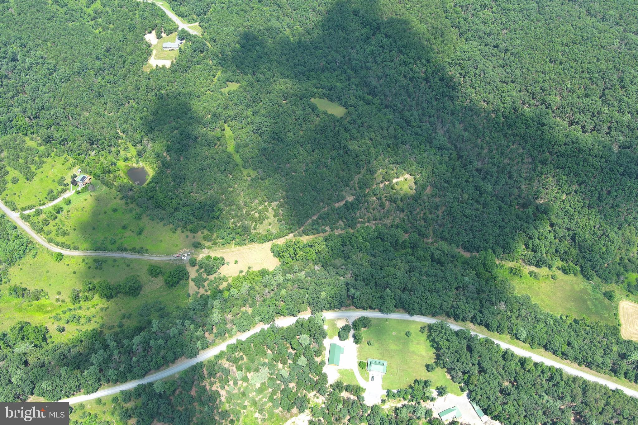 QUIVEY'S GROVE - Land