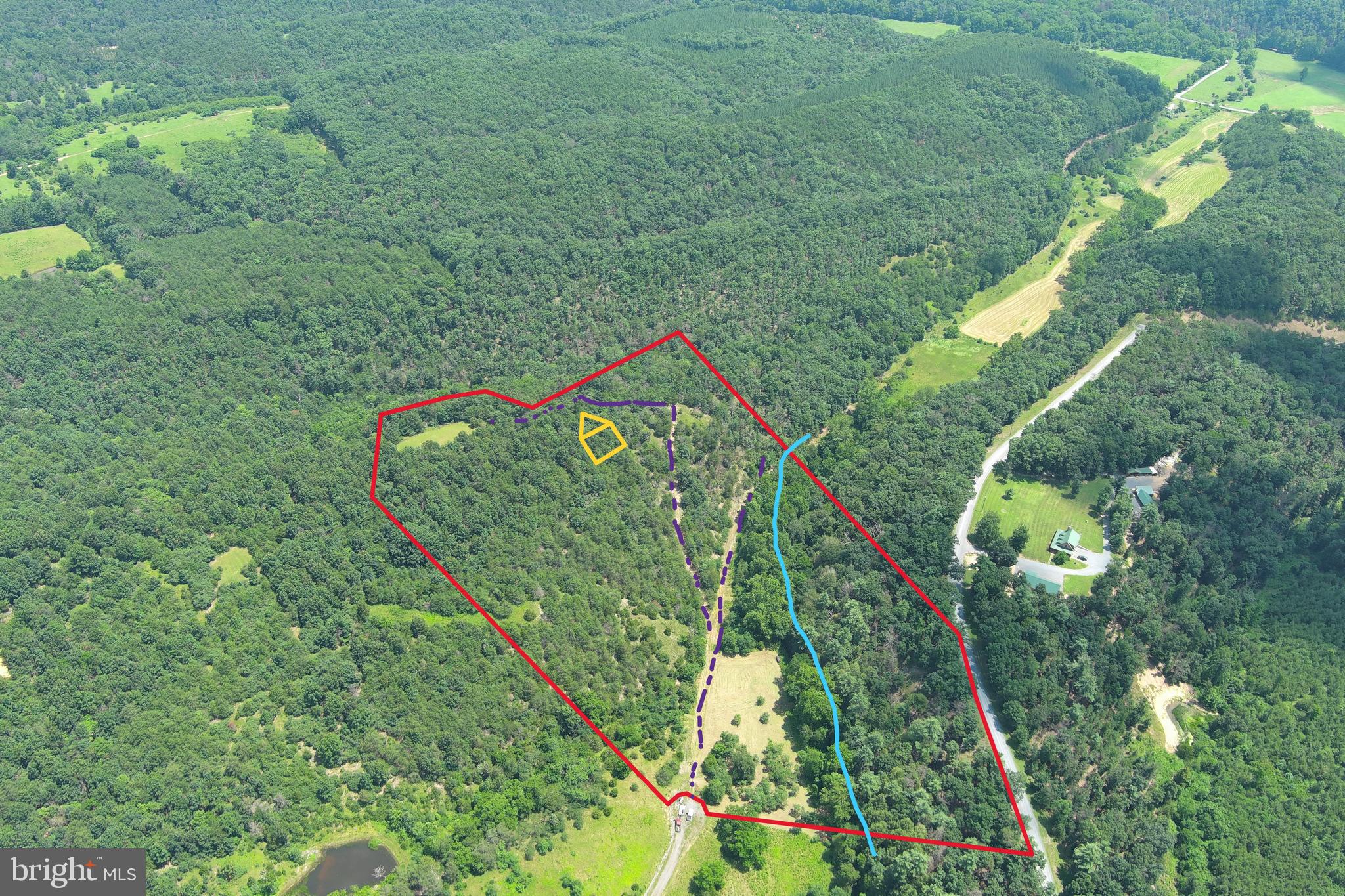 QUIVEY'S GROVE - Land