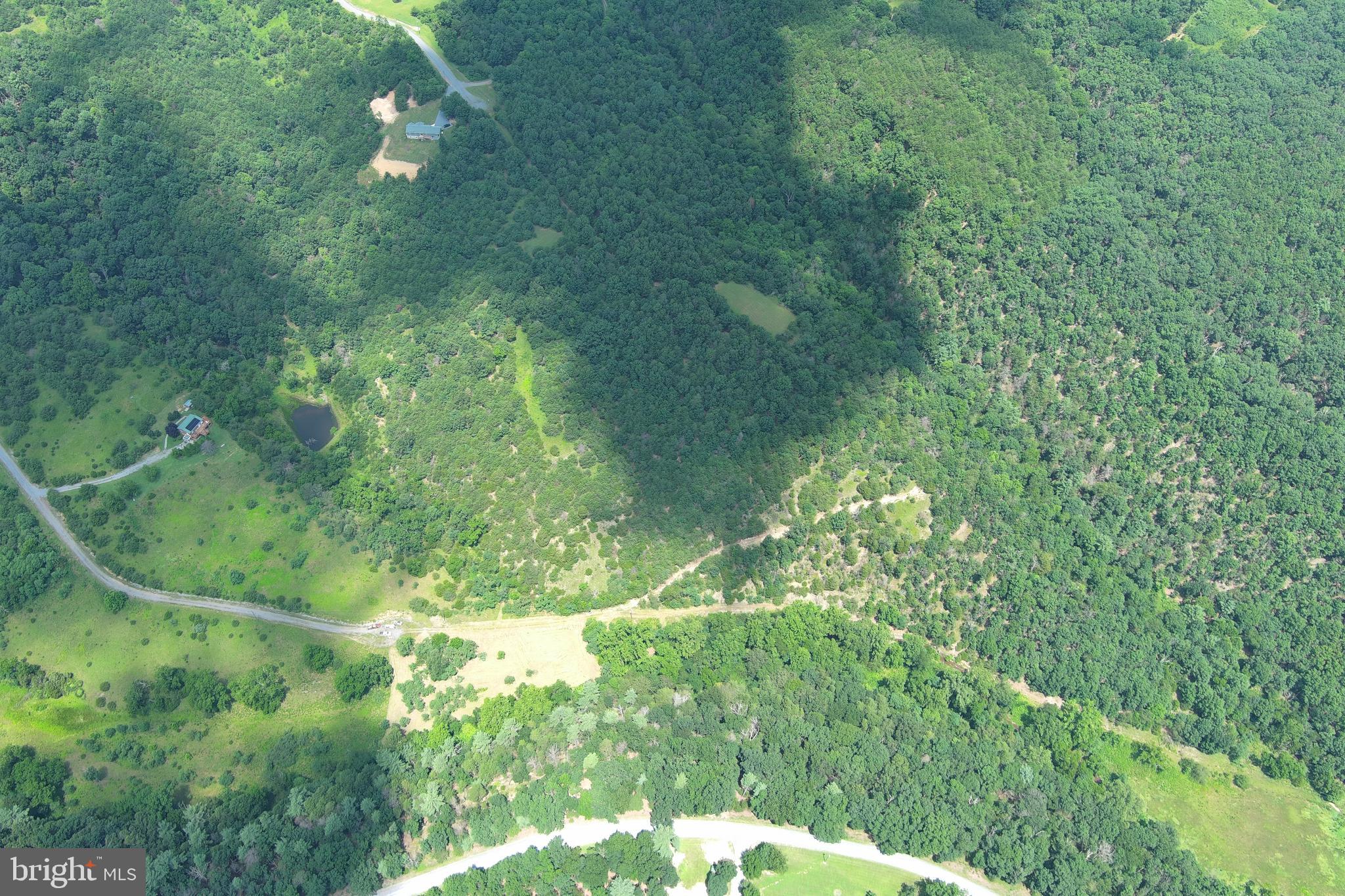 QUIVEY'S GROVE - Land