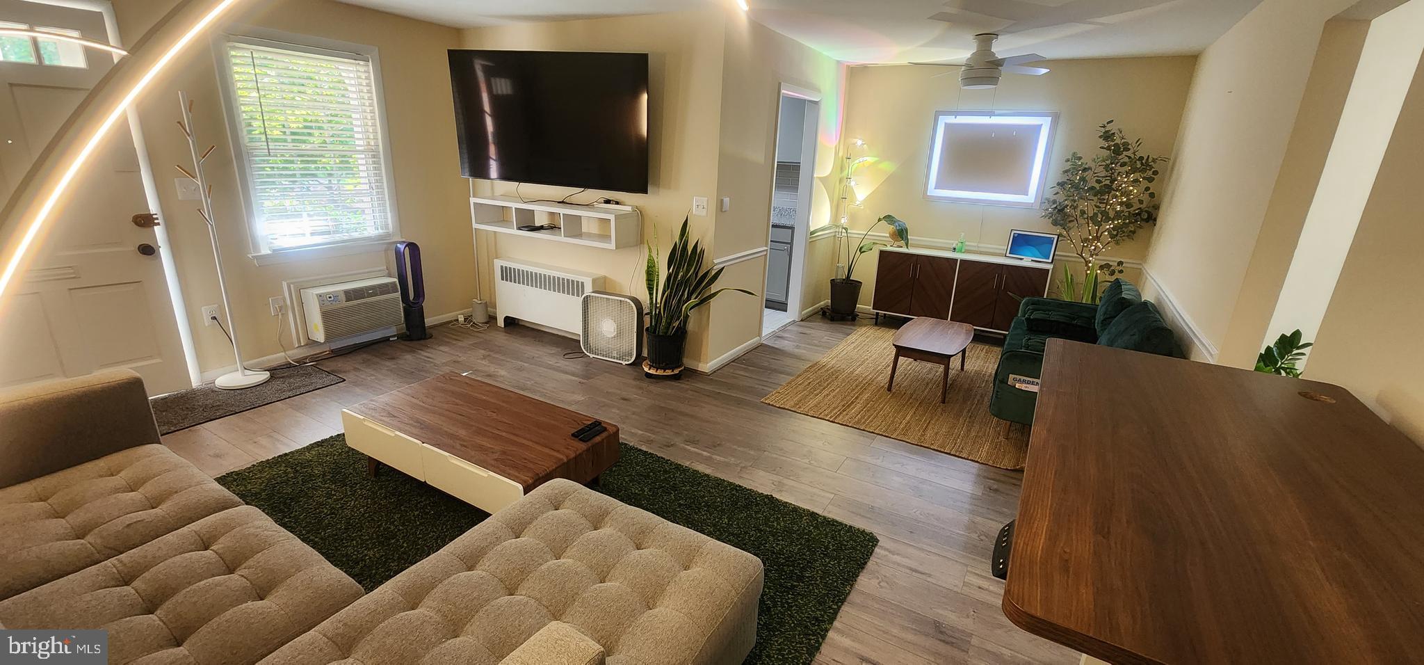 VILLAGE GREEN - Residential Lease