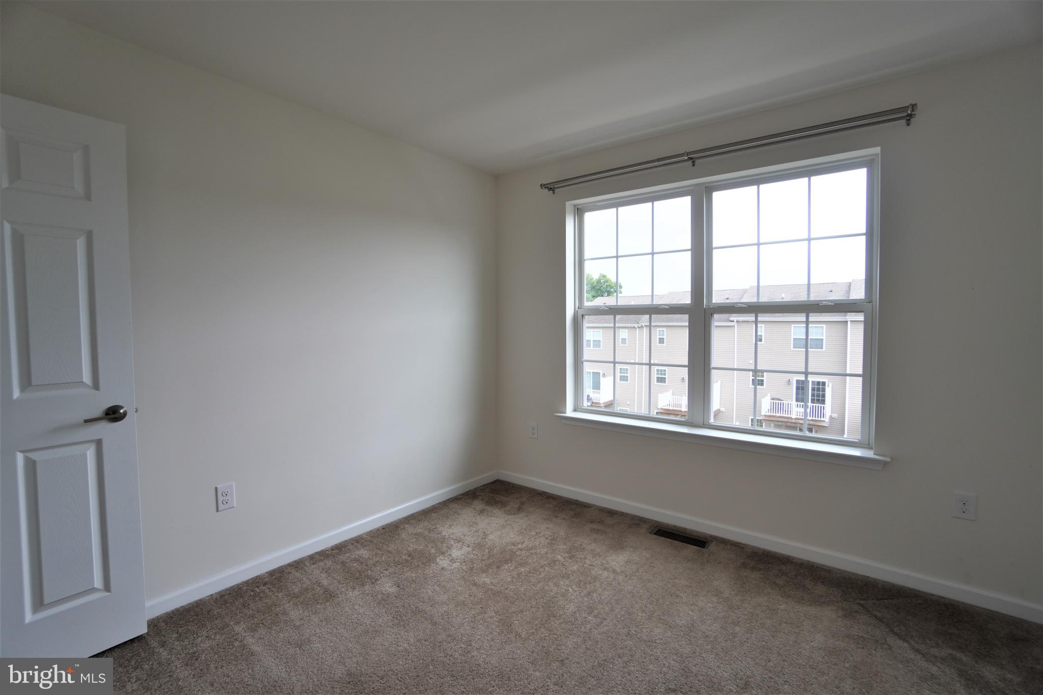 FORTUNA CROSSING - Residential Lease