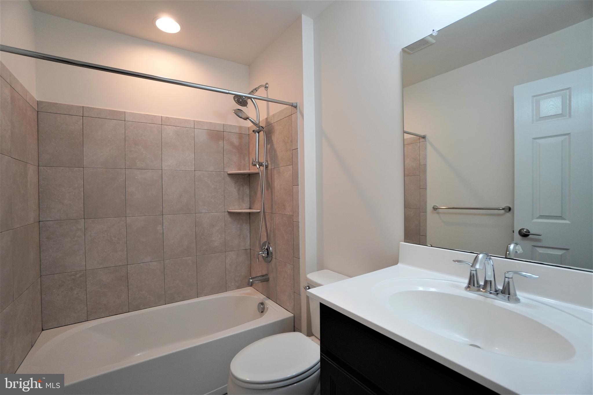 FORTUNA CROSSING - Residential Lease