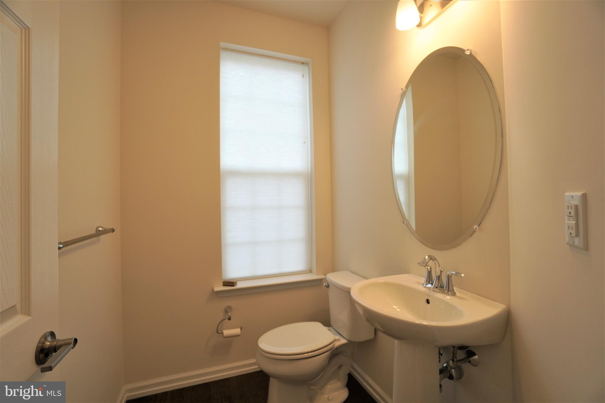 FORTUNA CROSSING - Residential Lease