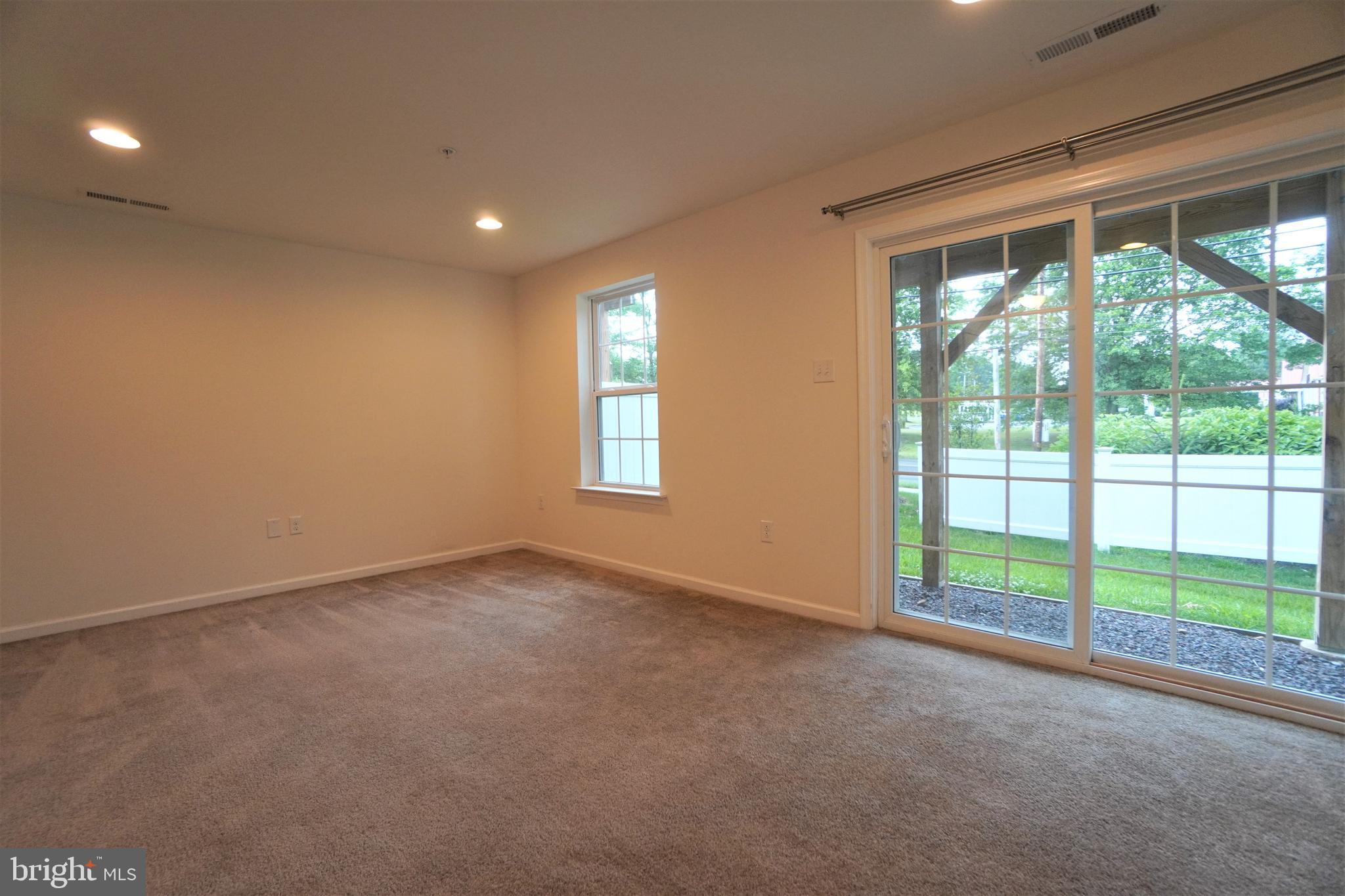 FORTUNA CROSSING - Residential Lease