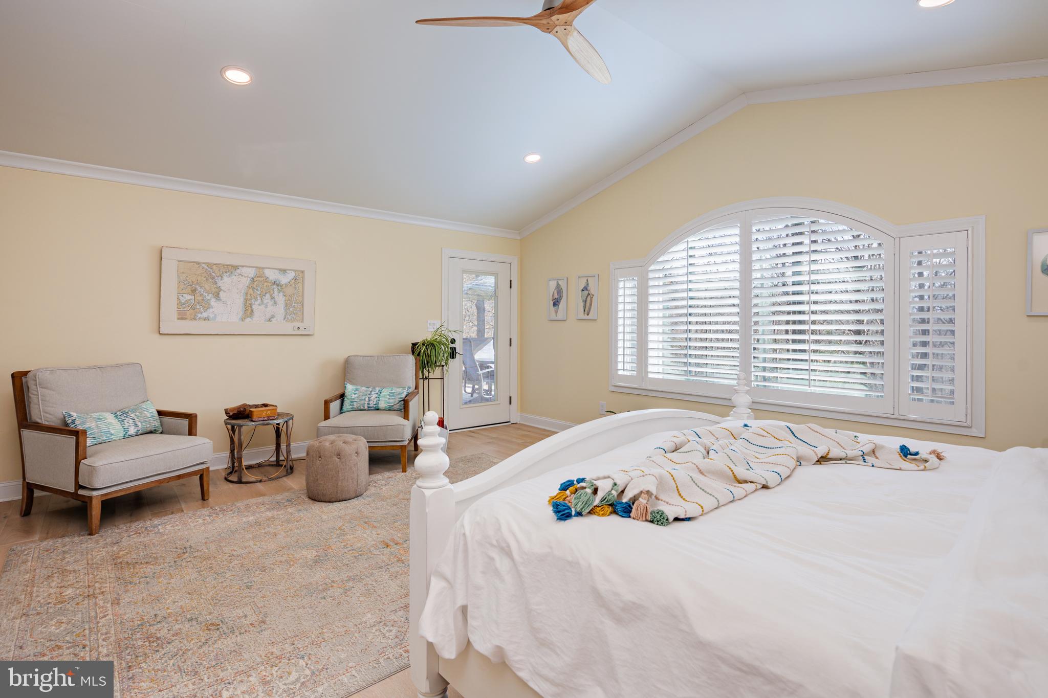 HALLMARK WOODS - Residential