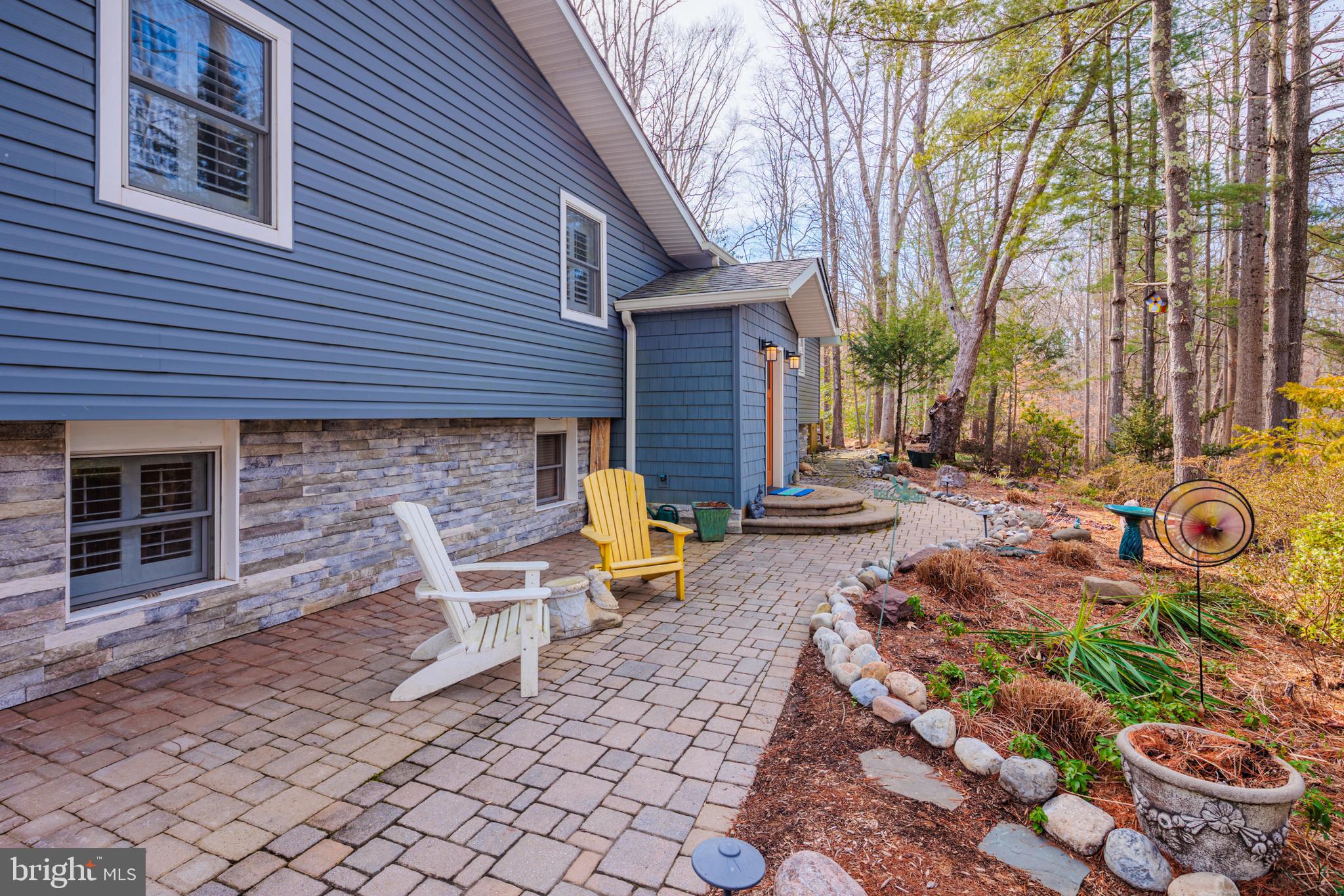 HALLMARK WOODS - Residential