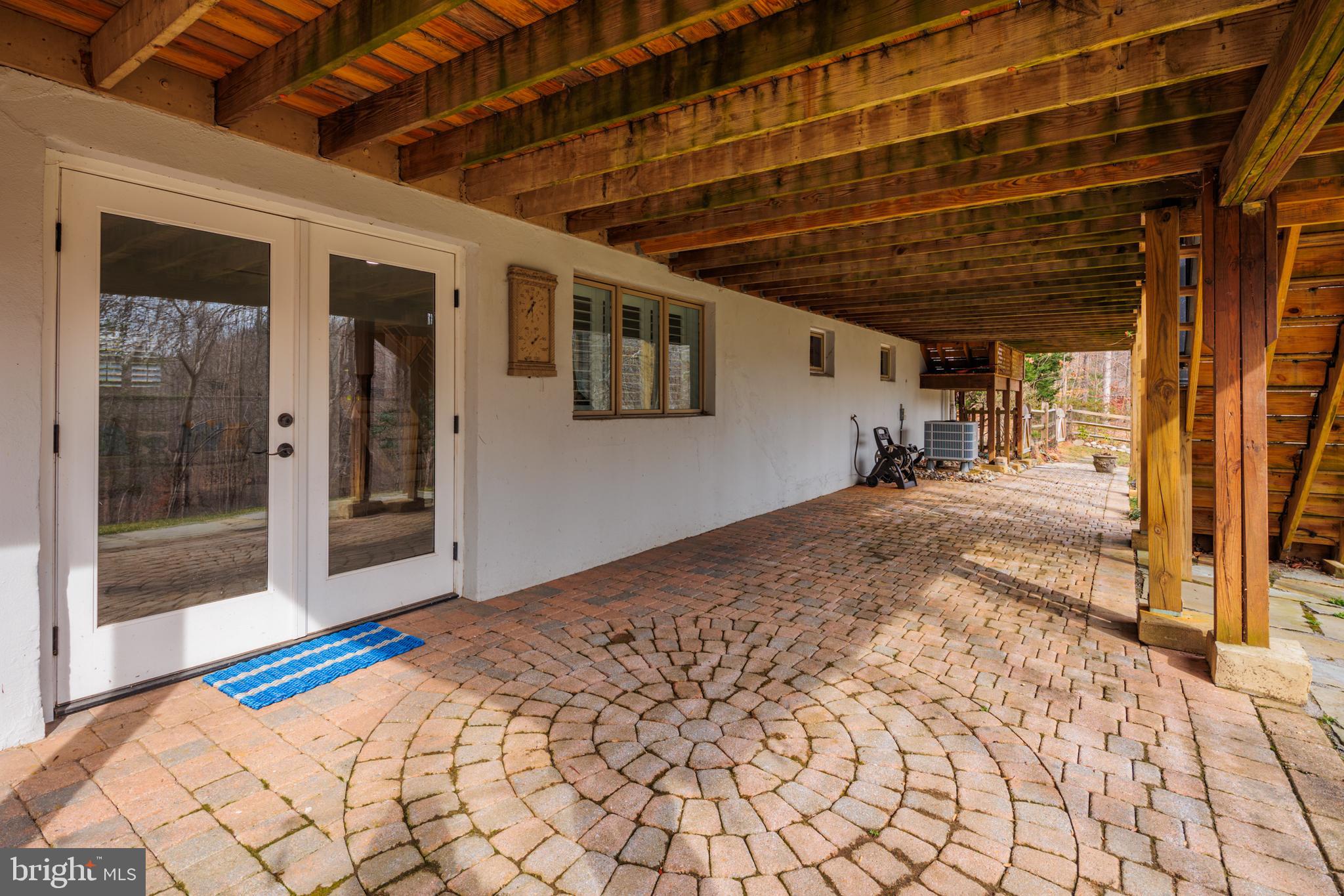 HALLMARK WOODS - Residential