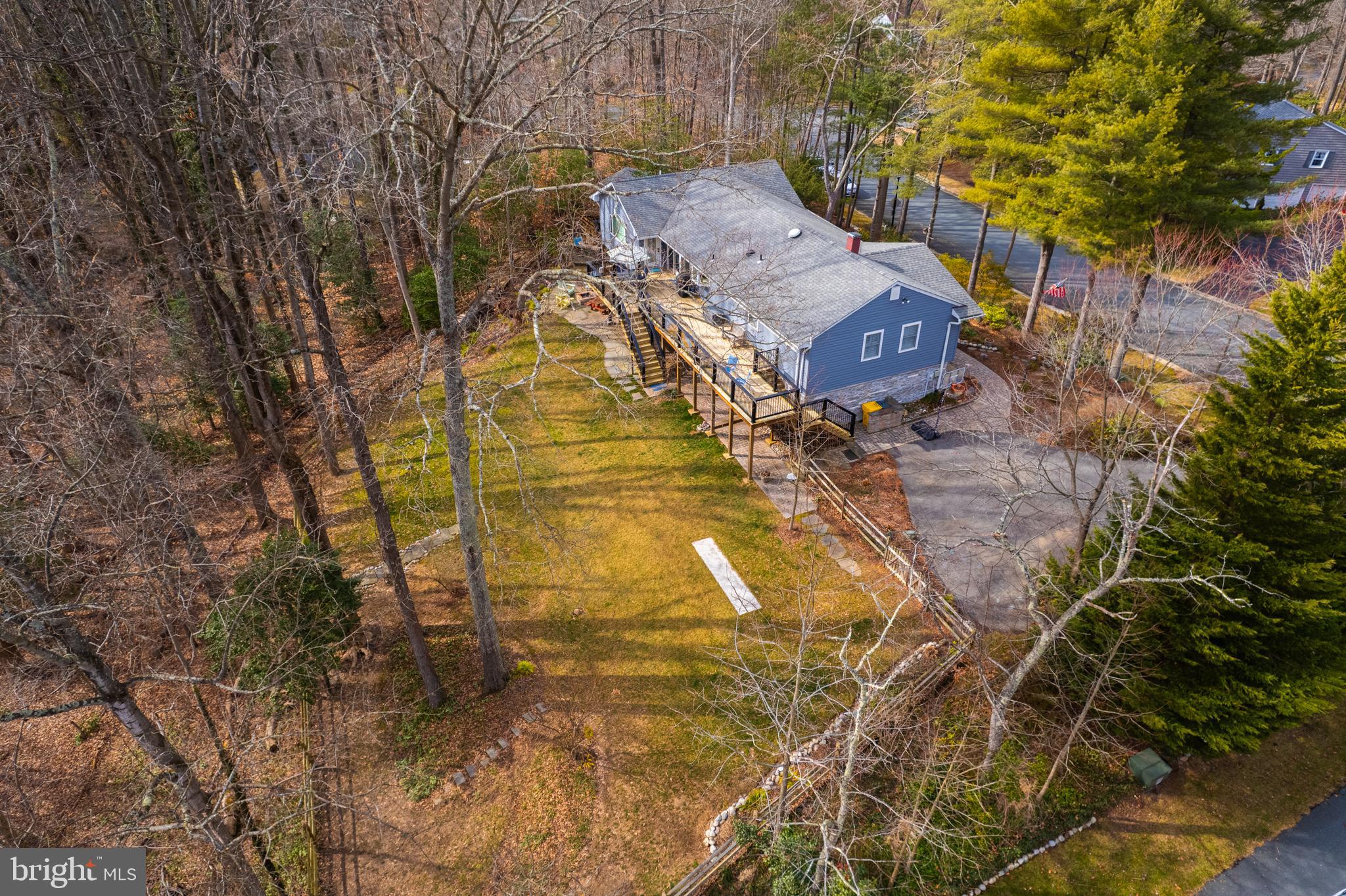 HALLMARK WOODS - Residential