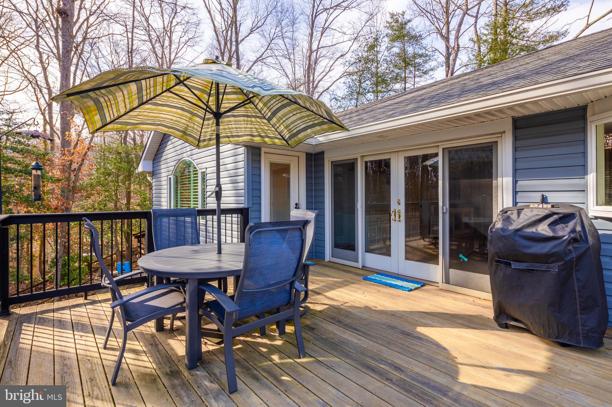 HALLMARK WOODS - Residential