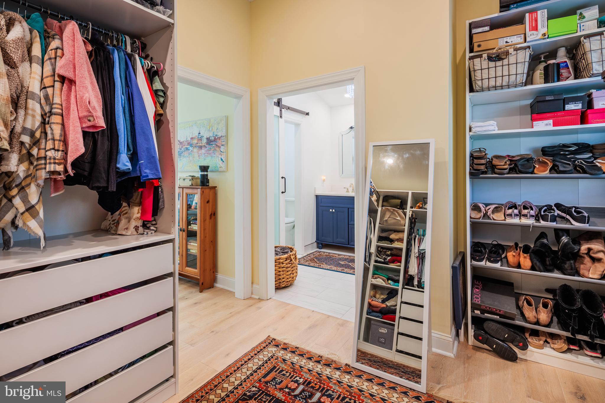 HALLMARK WOODS - Residential