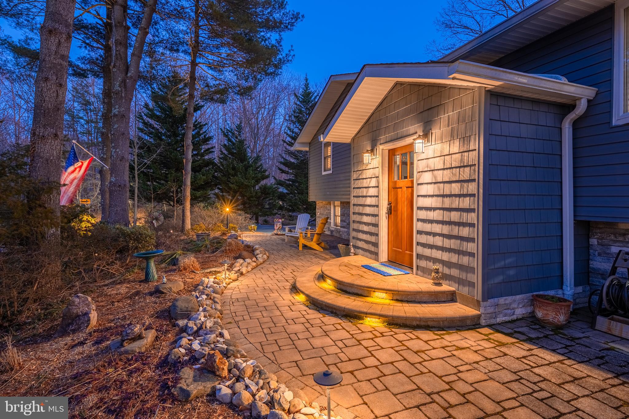 HALLMARK WOODS - Residential