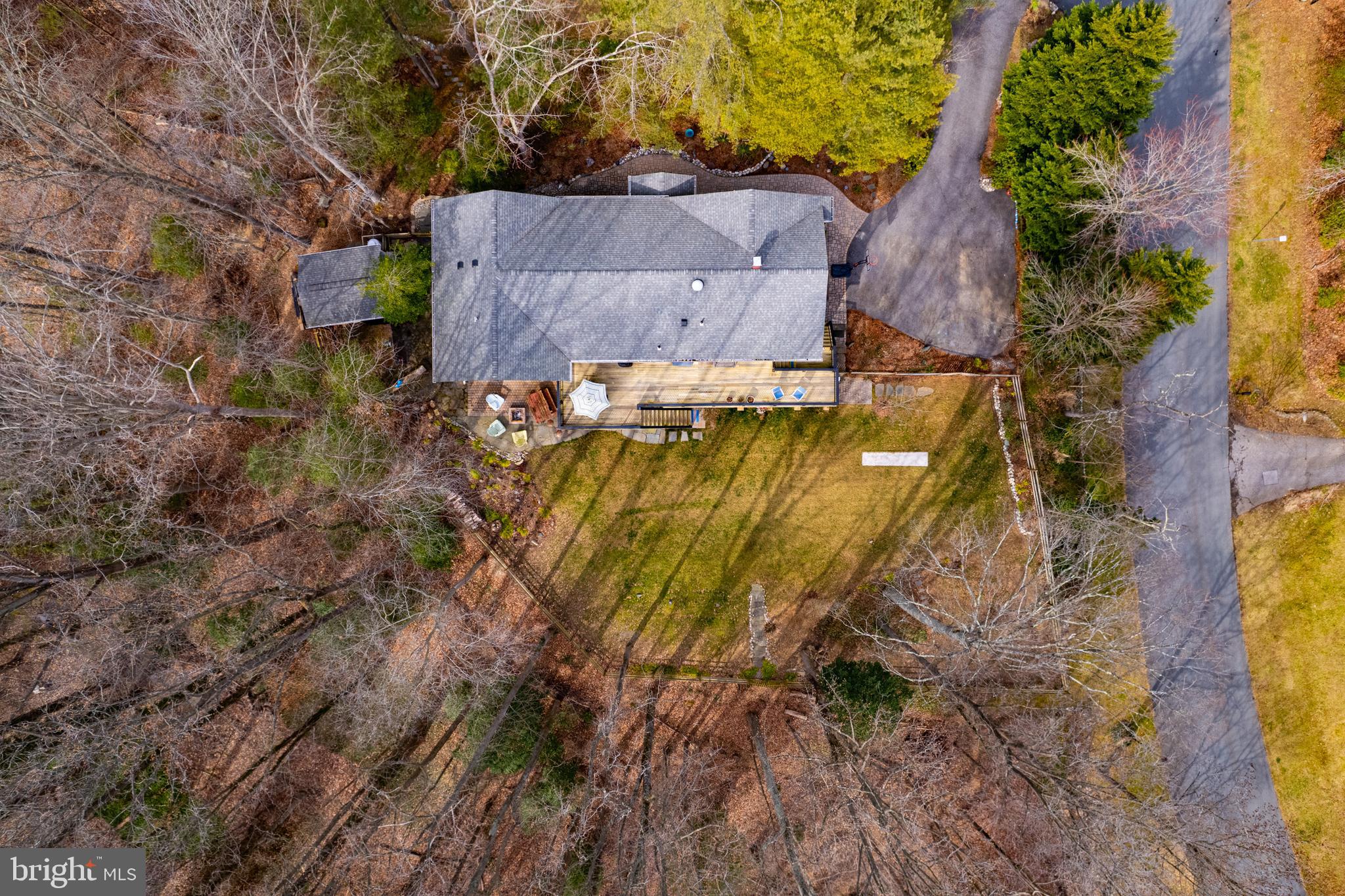 HALLMARK WOODS - Residential