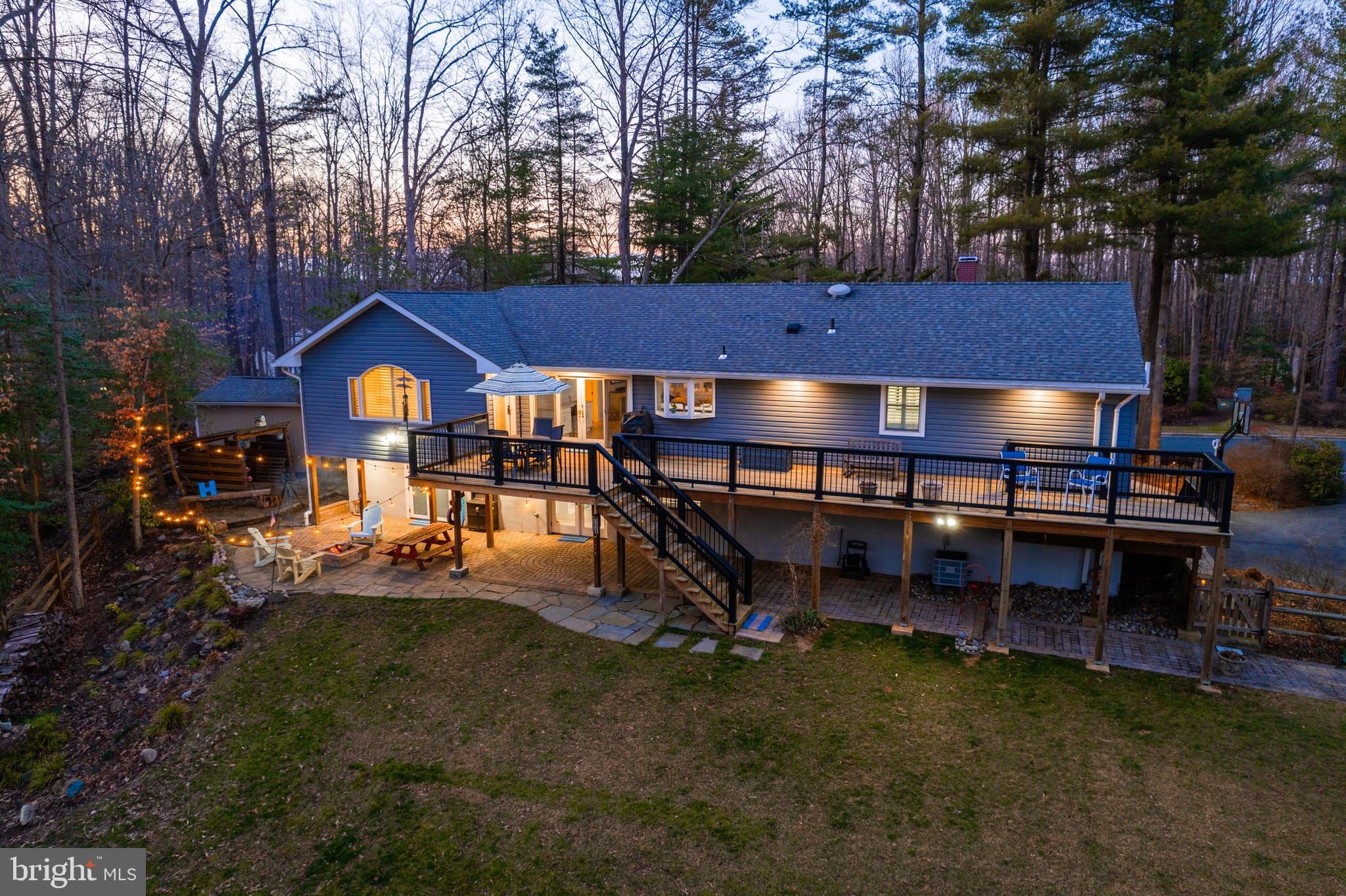 HALLMARK WOODS - Residential