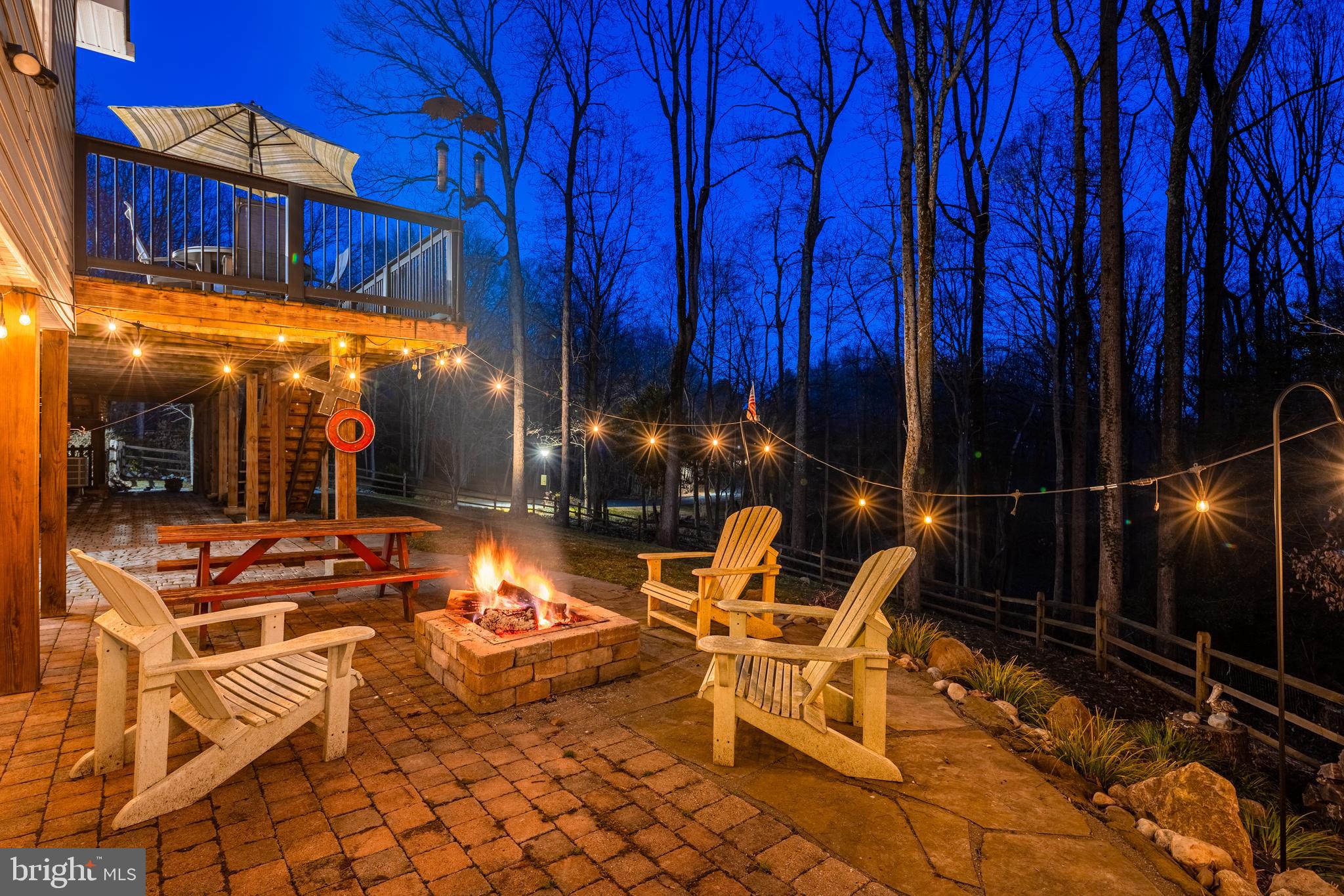 HALLMARK WOODS - Residential