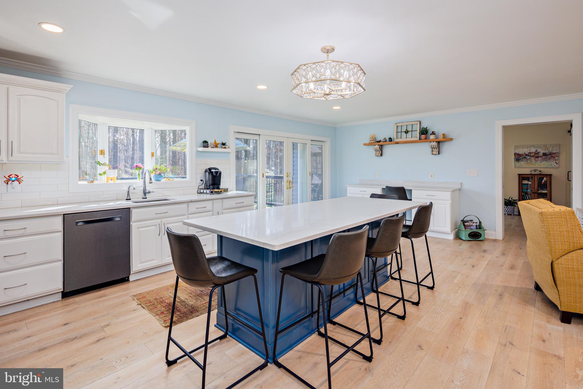 HALLMARK WOODS - Residential