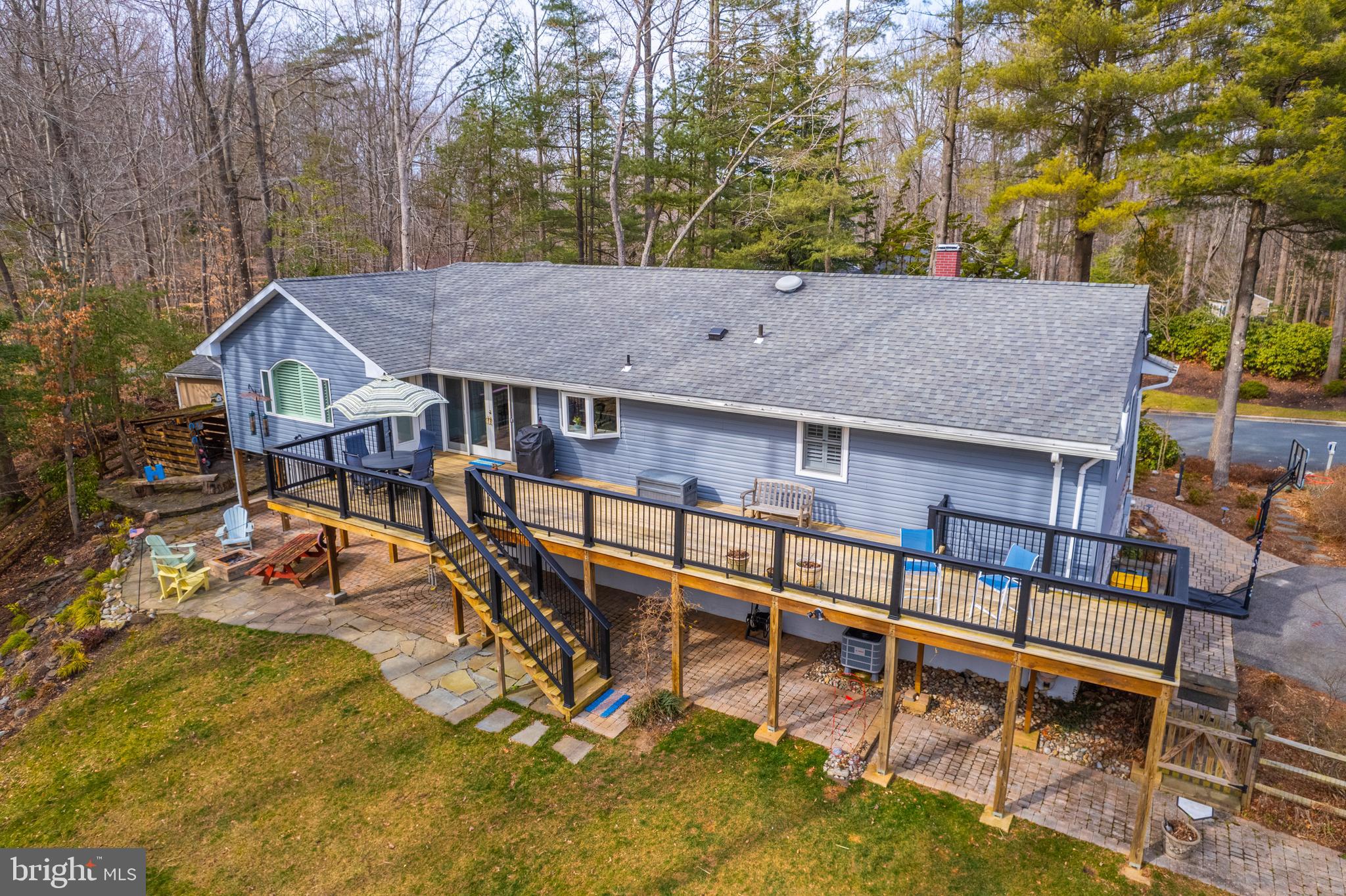 HALLMARK WOODS - Residential