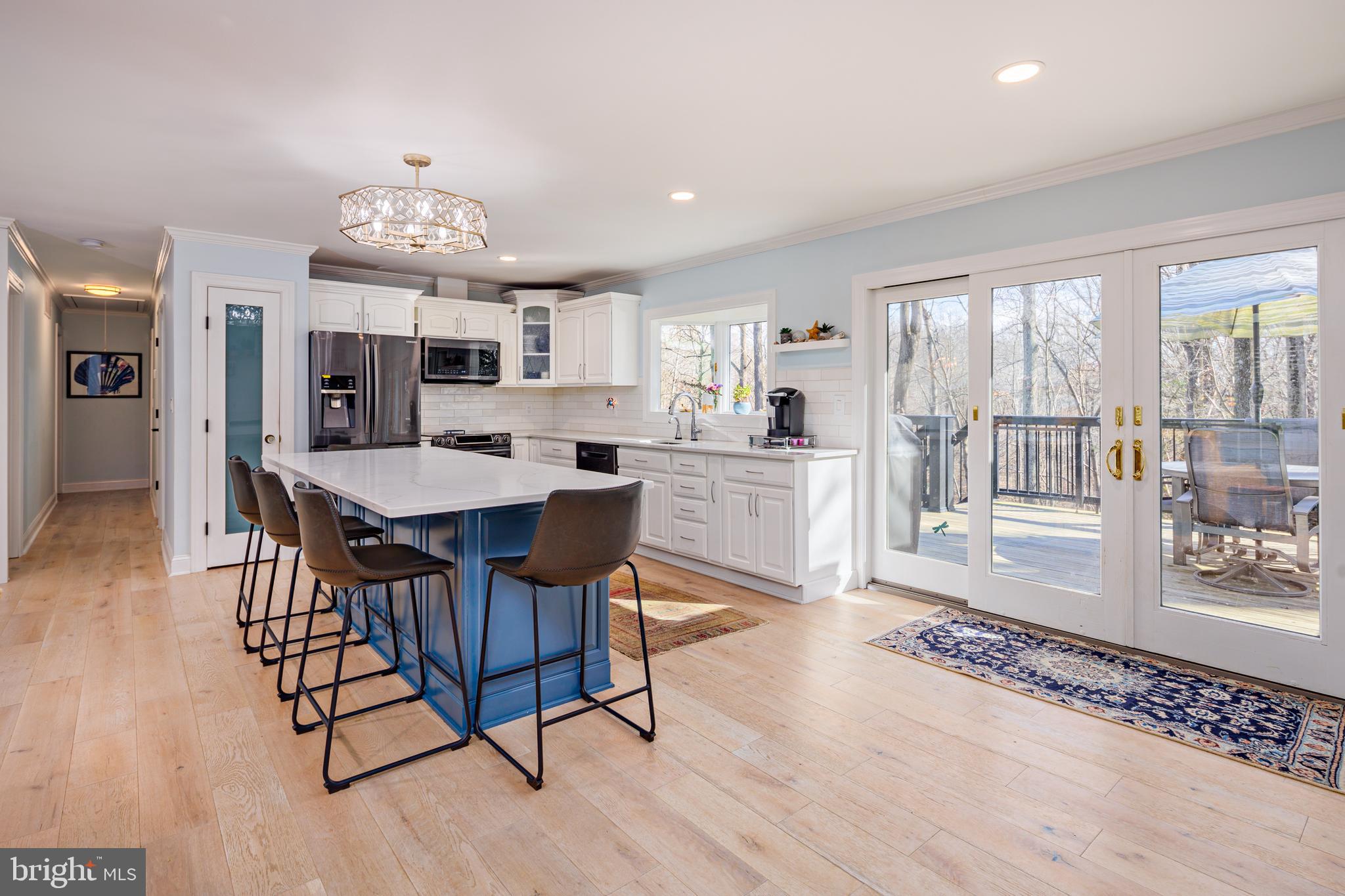 HALLMARK WOODS - Residential