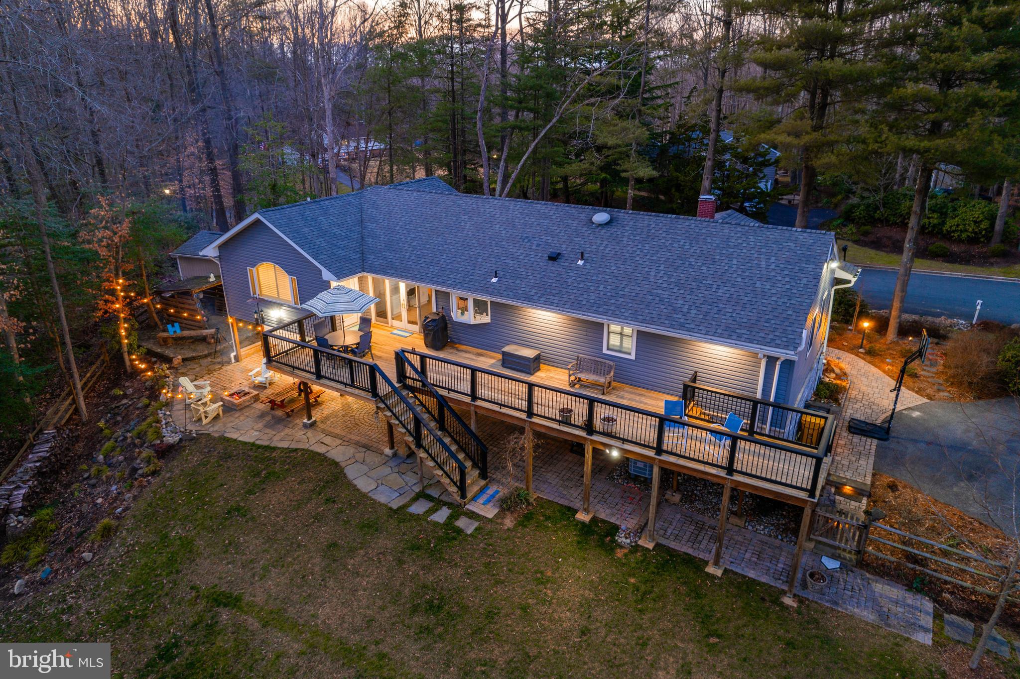 HALLMARK WOODS - Residential