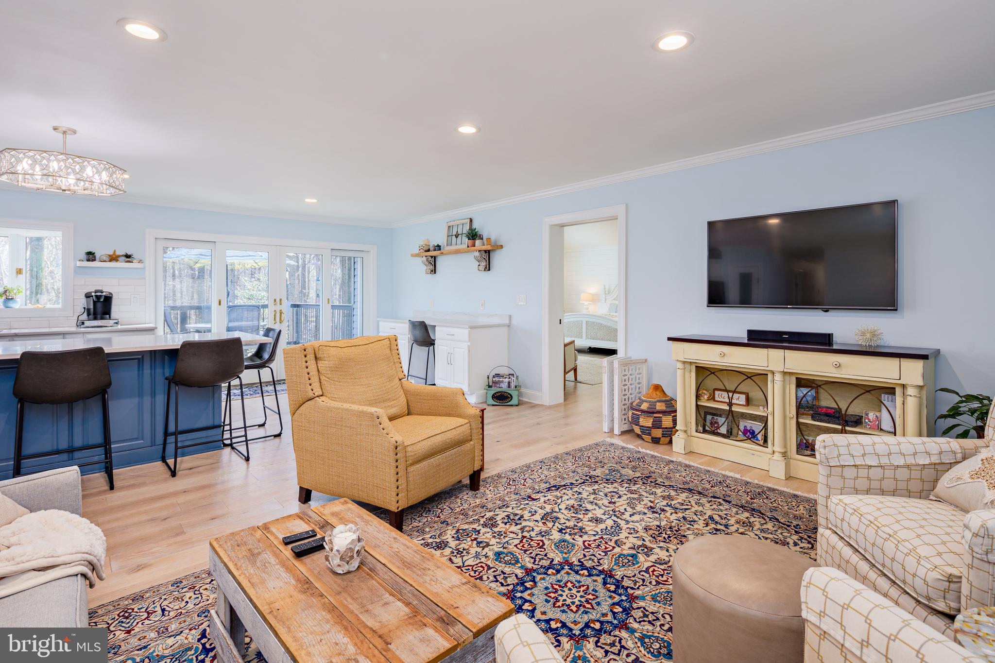 HALLMARK WOODS - Residential