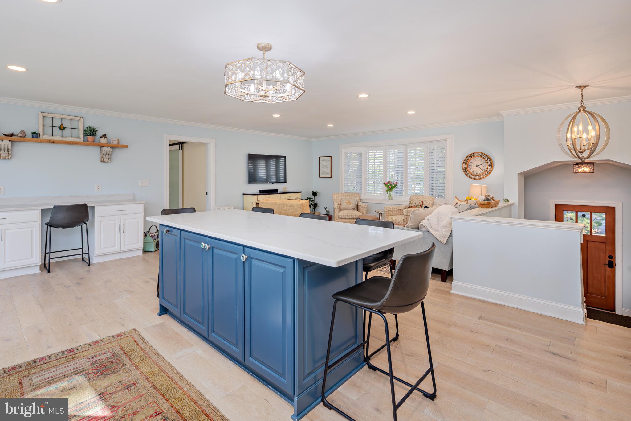 HALLMARK WOODS - Residential