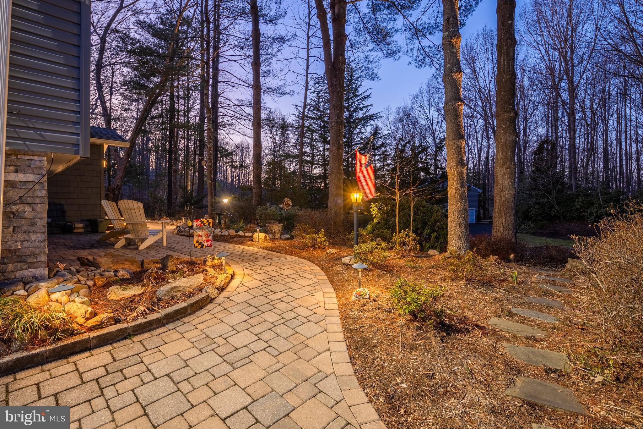 HALLMARK WOODS - Residential