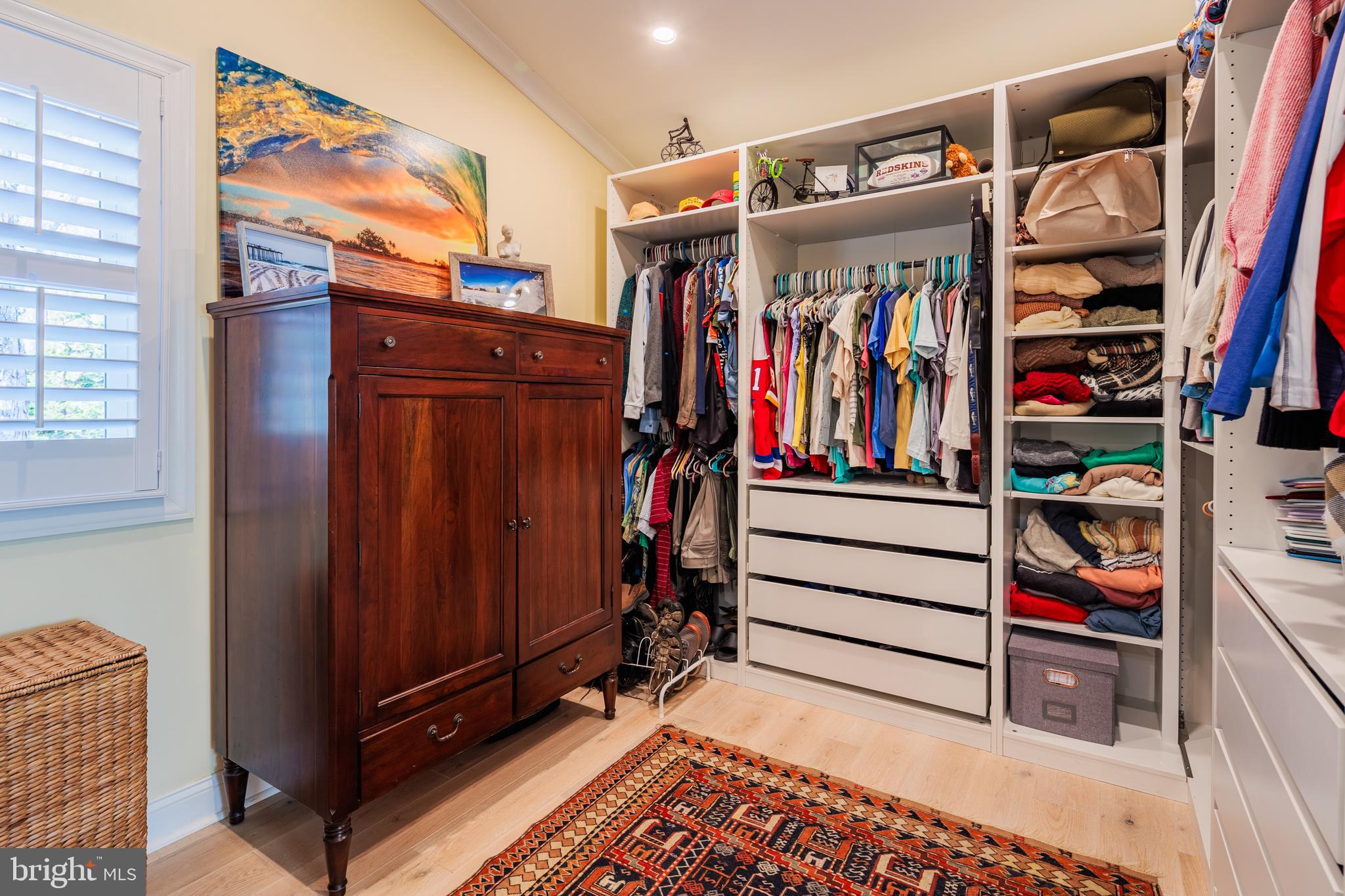 HALLMARK WOODS - Residential