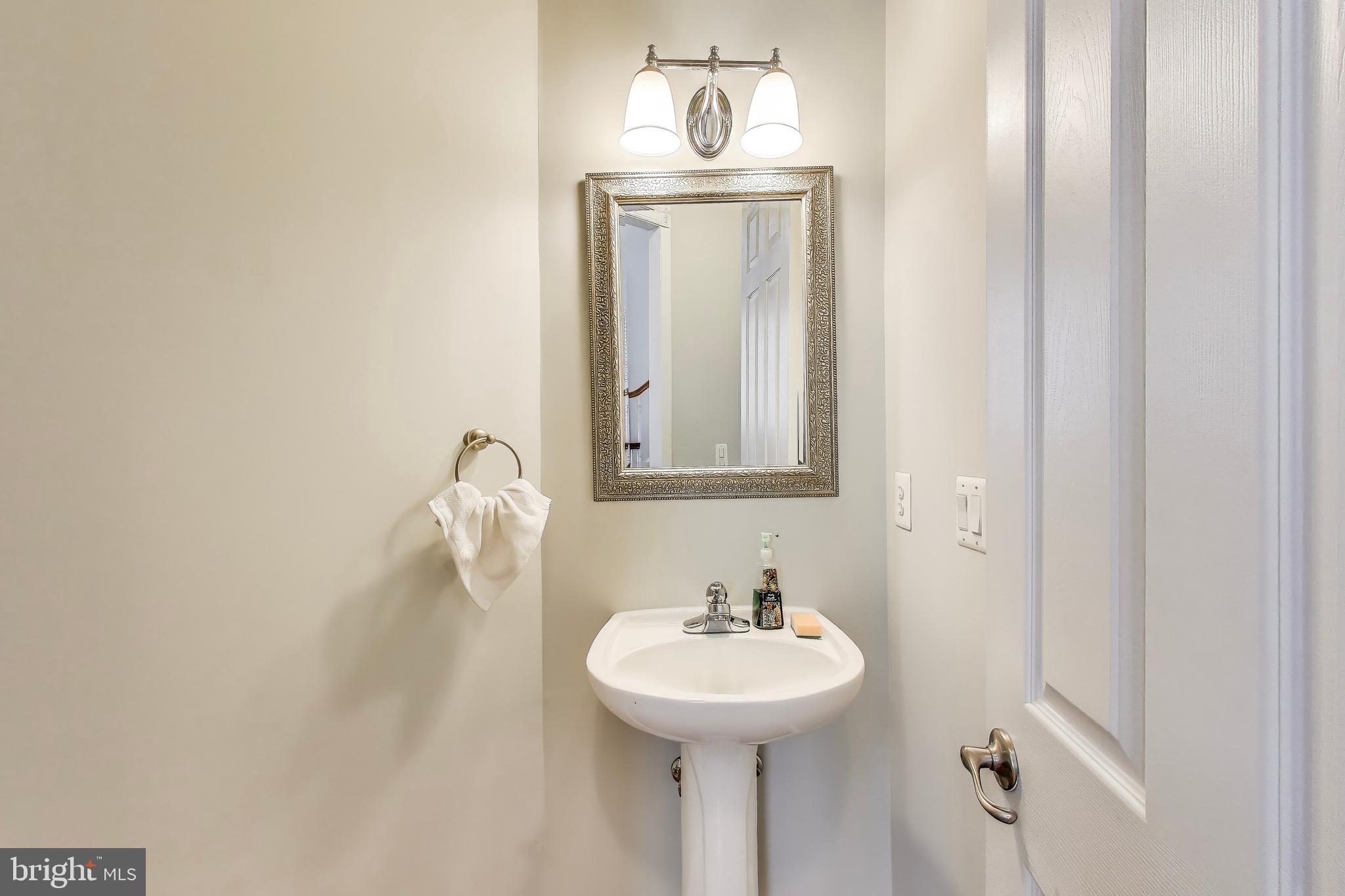 PORT POTOMAC - Residential