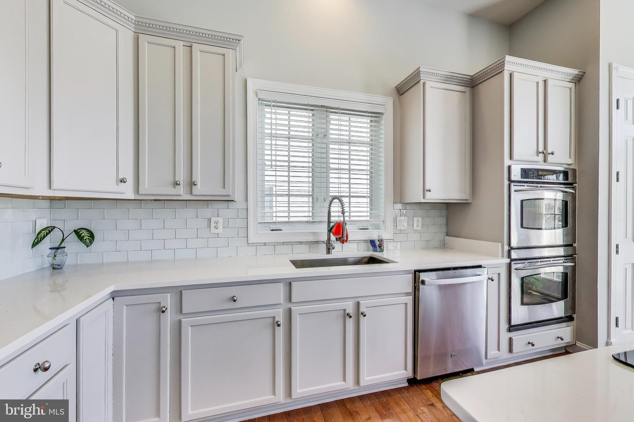 PORT POTOMAC - Residential