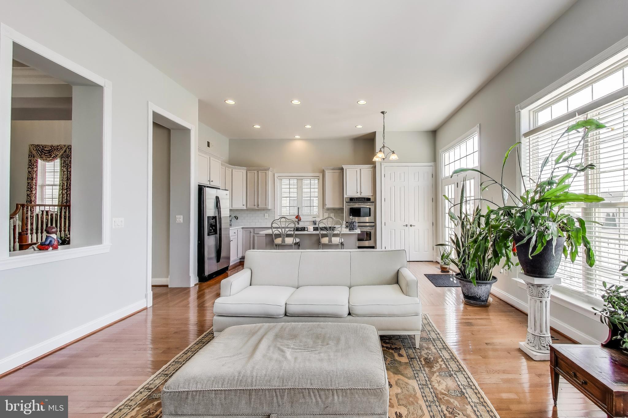 PORT POTOMAC - Residential