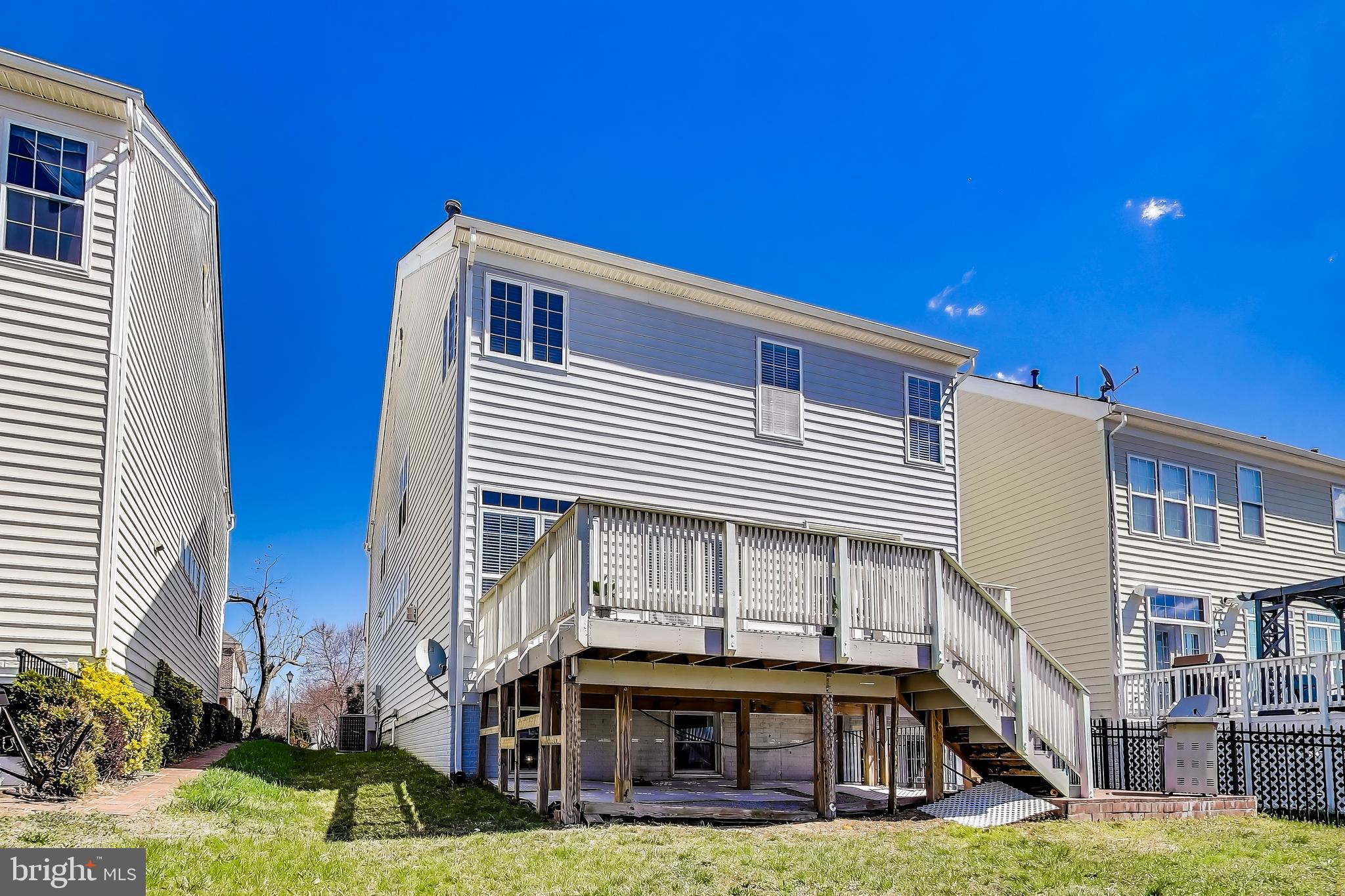 PORT POTOMAC - Residential