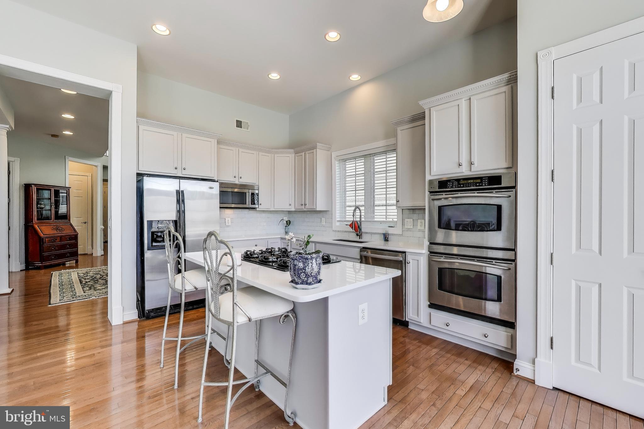 PORT POTOMAC - Residential