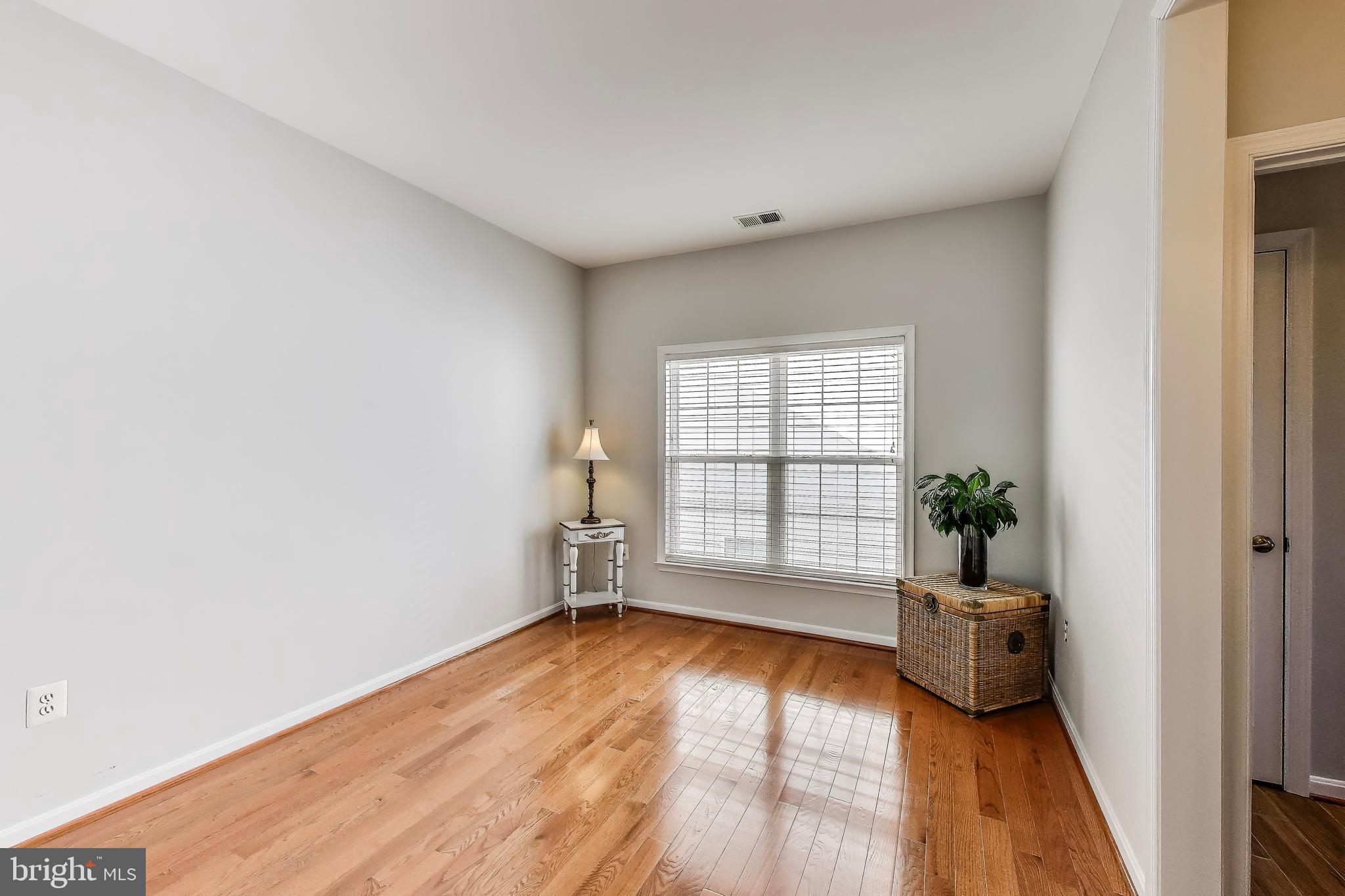 PORT POTOMAC - Residential