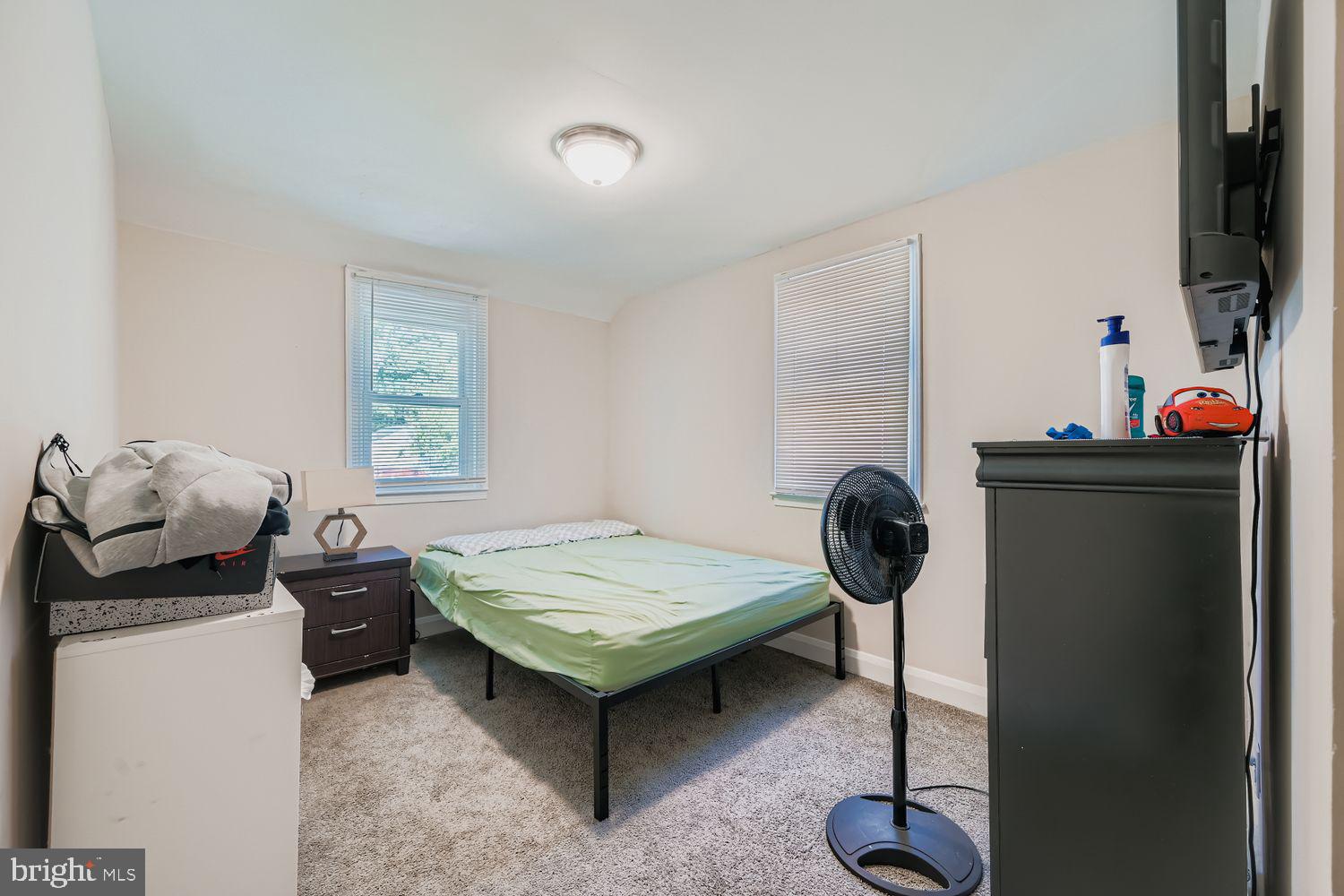 HAMILTON HILLS - Residential