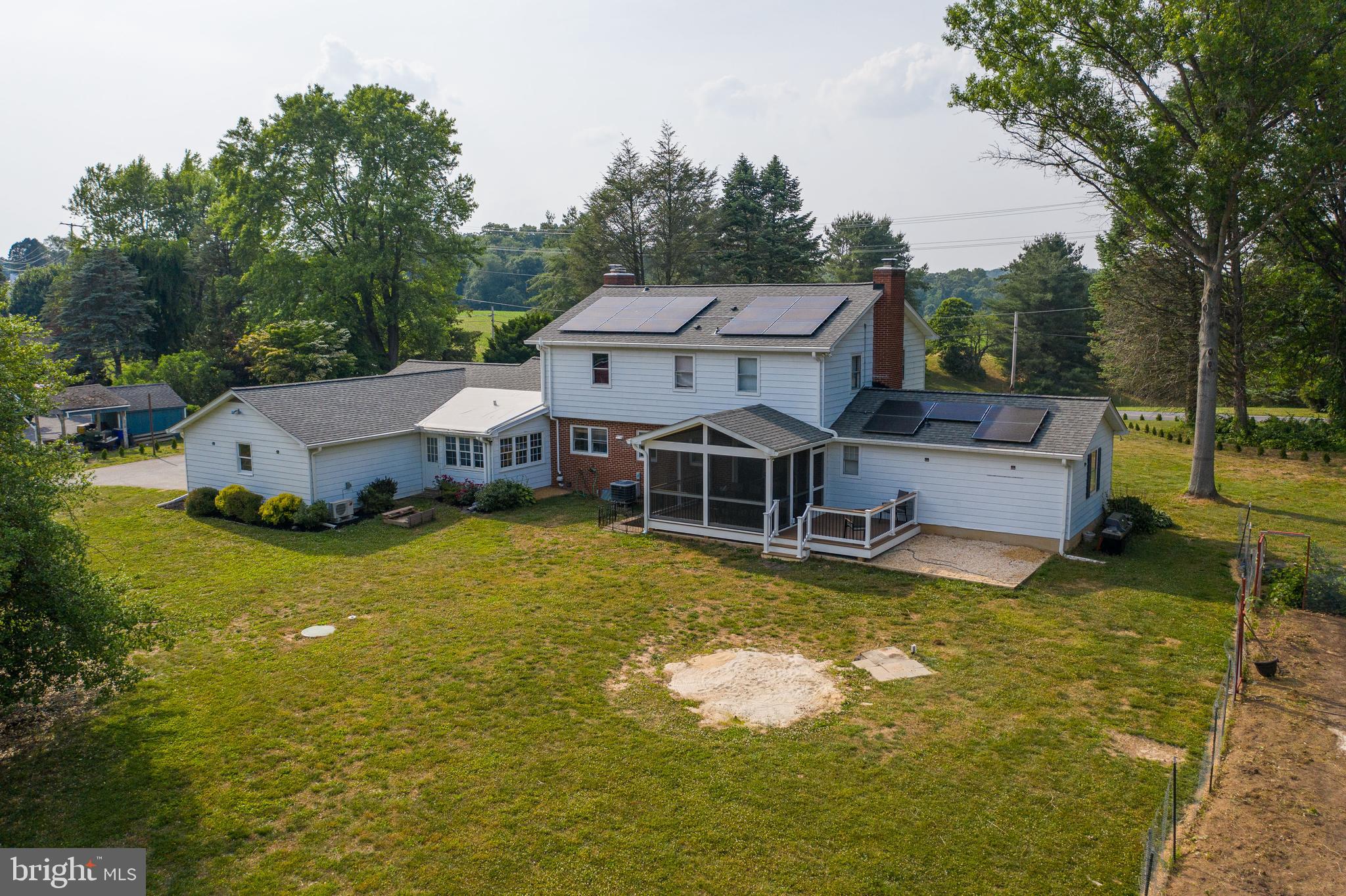 HAMPSTEAD - Residential