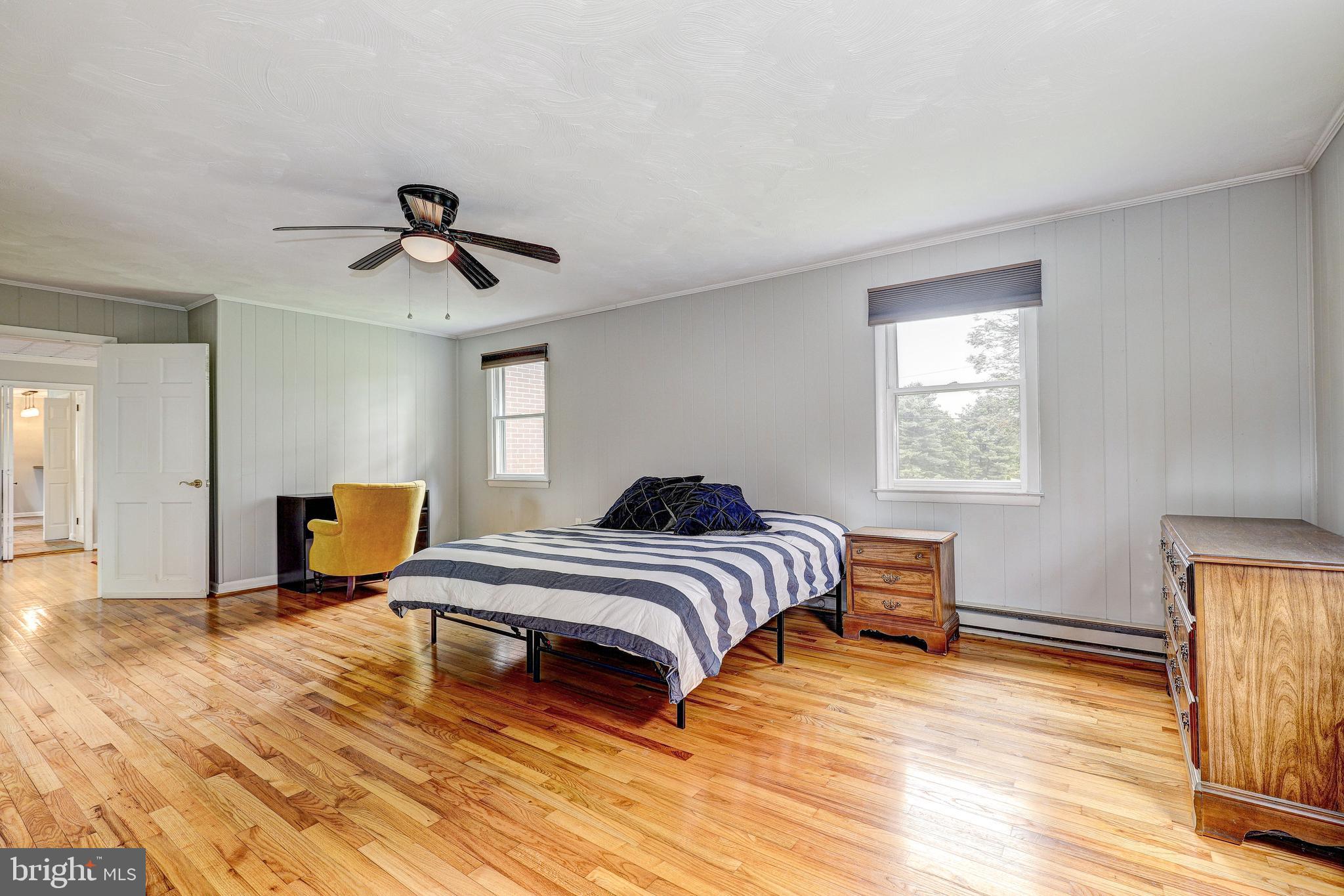 HAMPSTEAD - Residential