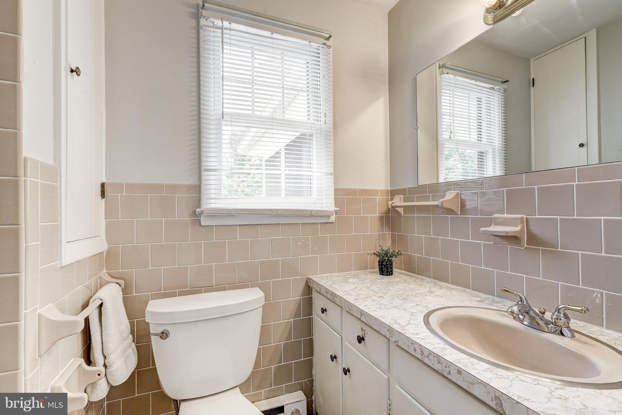 HAMPSTEAD - Residential