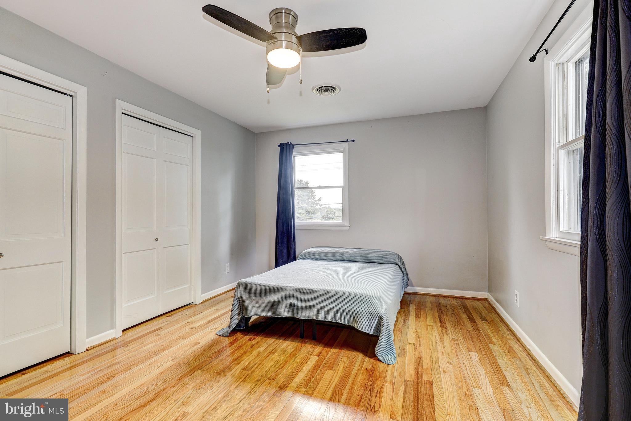 HAMPSTEAD - Residential